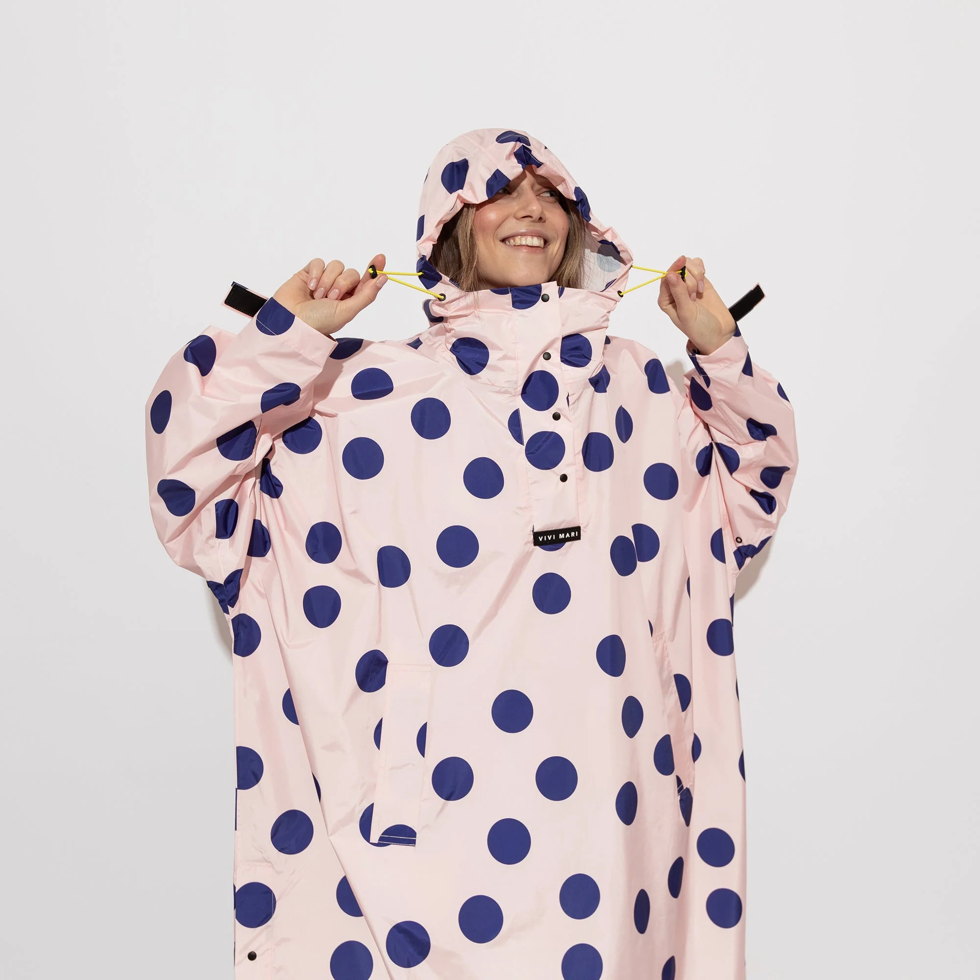 Raincoat dots powder/blue - Image 7