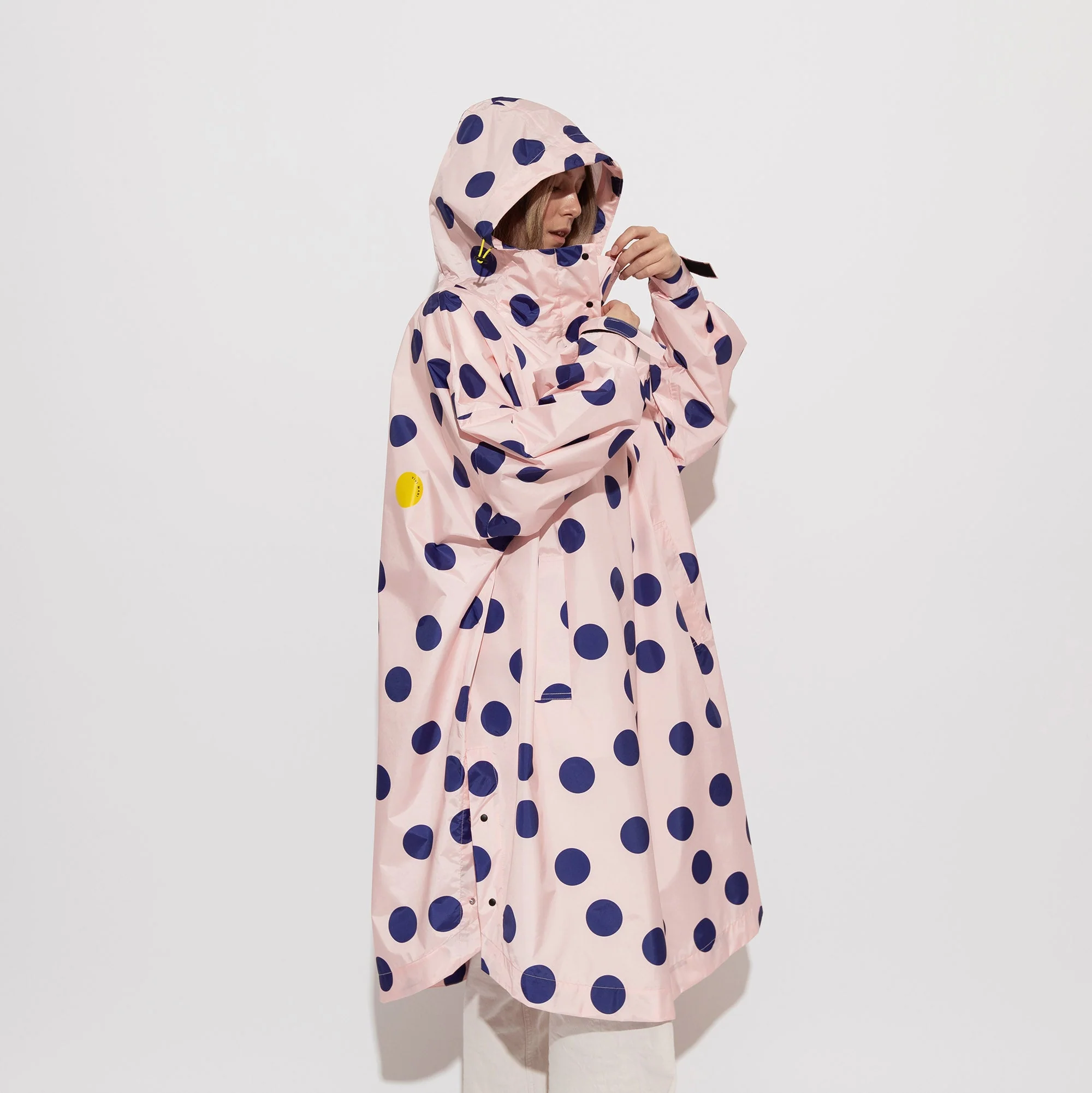 Raincoat dots powder/blue - Image 8