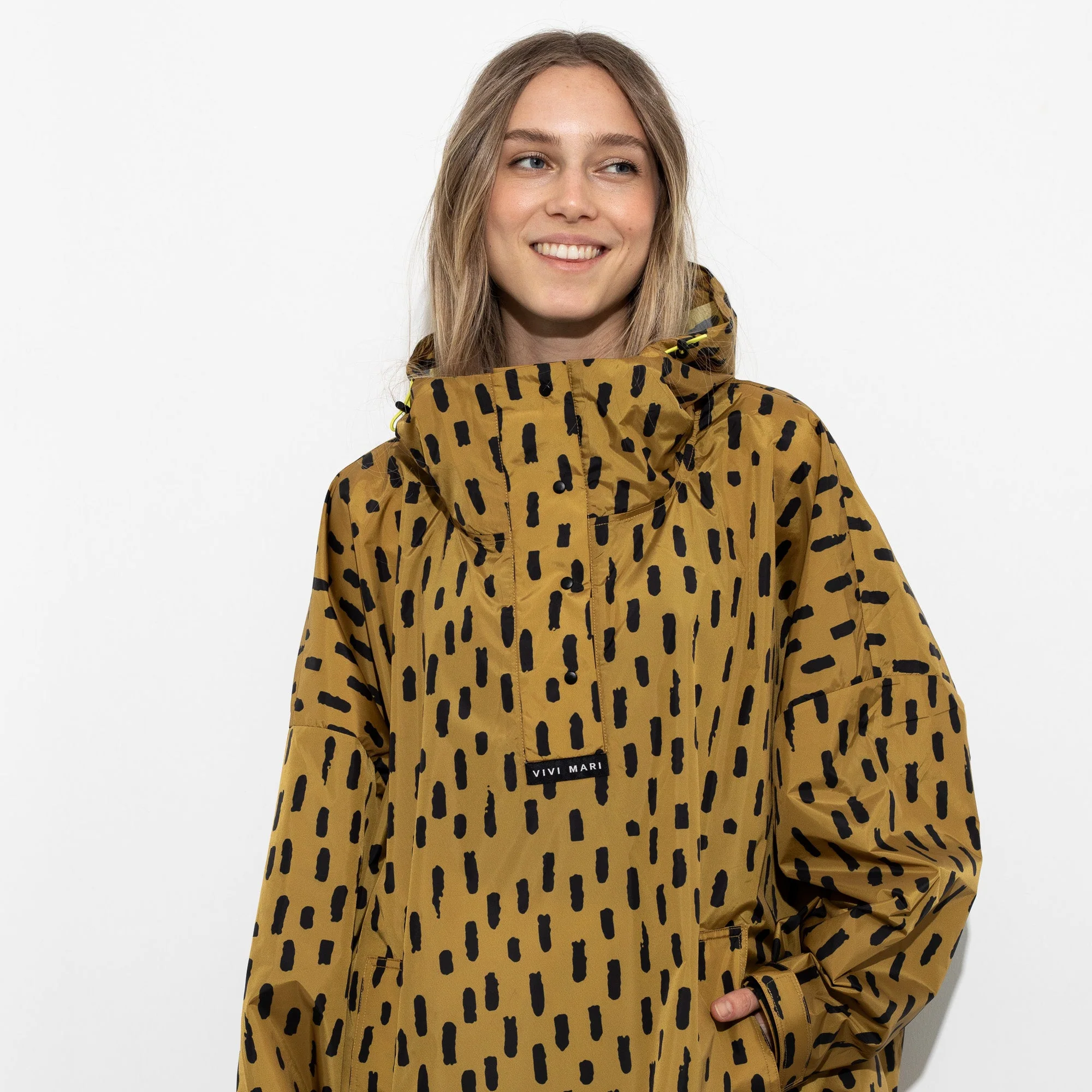 Raincoat drops mustard/black - Image 3