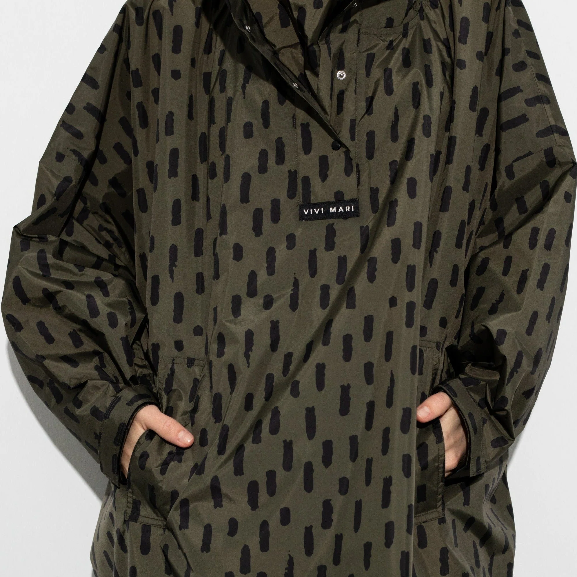 Raincoat drops olive/black - Image 5