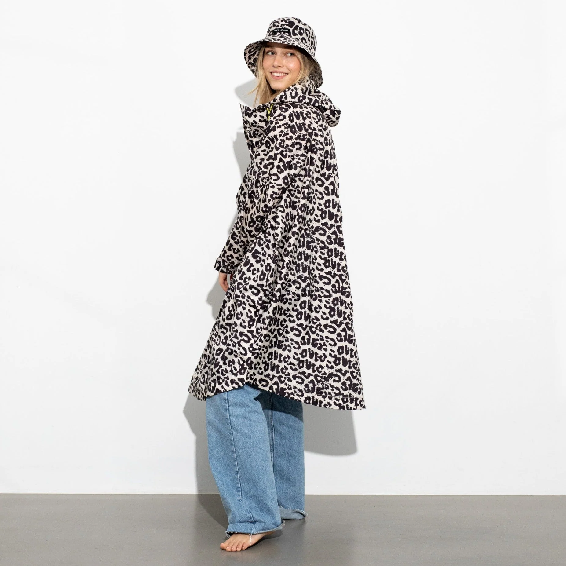 Raincoat leo splashes black/sand - Image 23