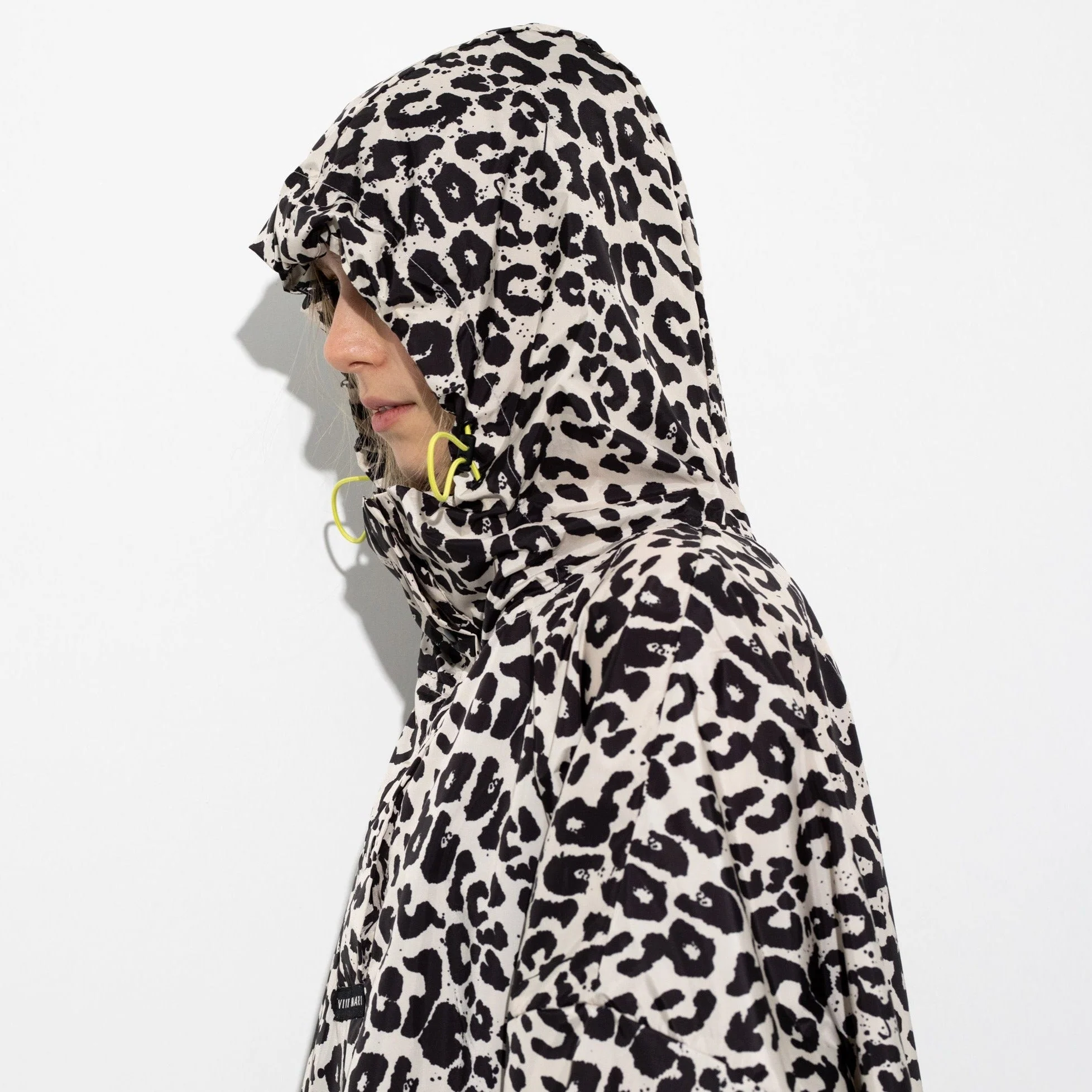 Raincoat leo splashes black/sand - Image 5