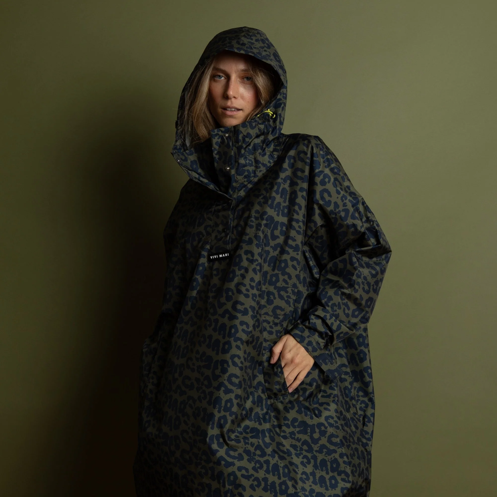 Raincoat leo splashes navy/olive - Image 12
