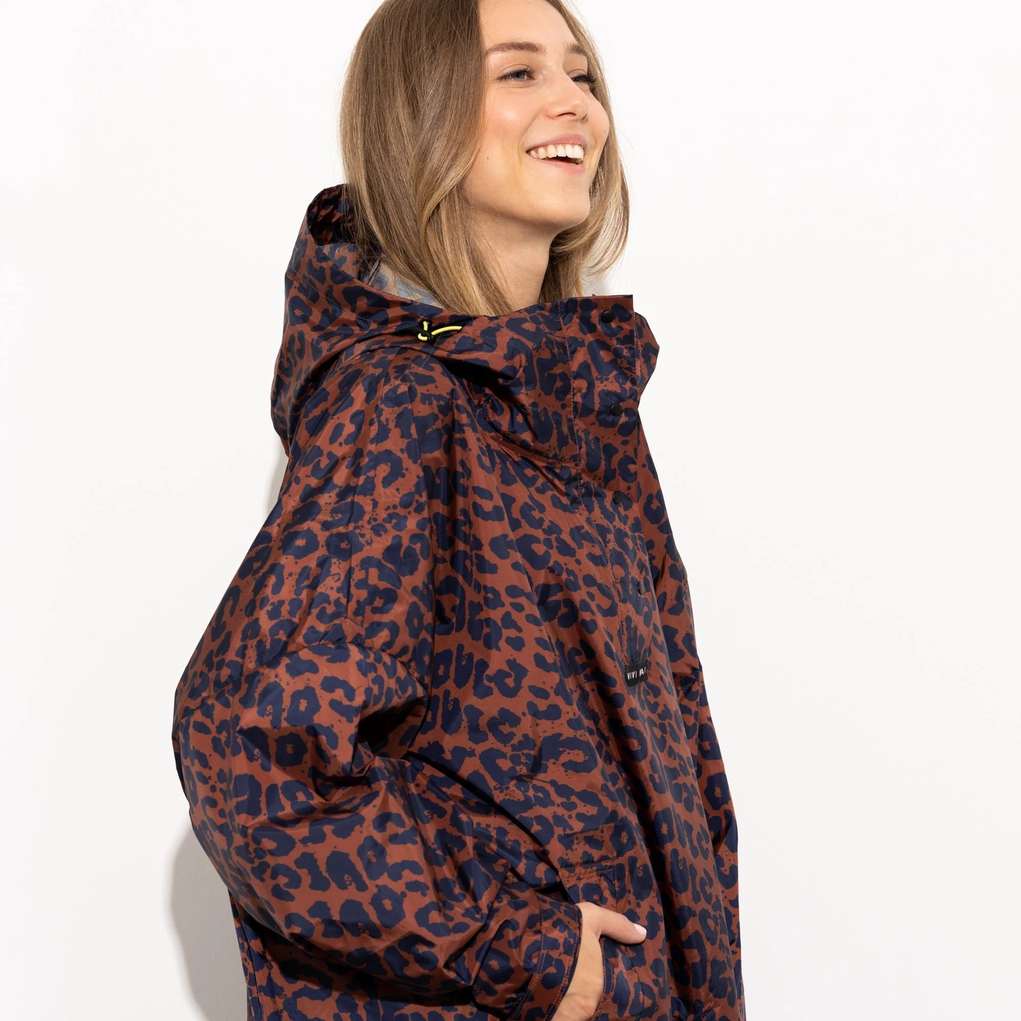 Raincoat leo splashes navy/rust - Image 13