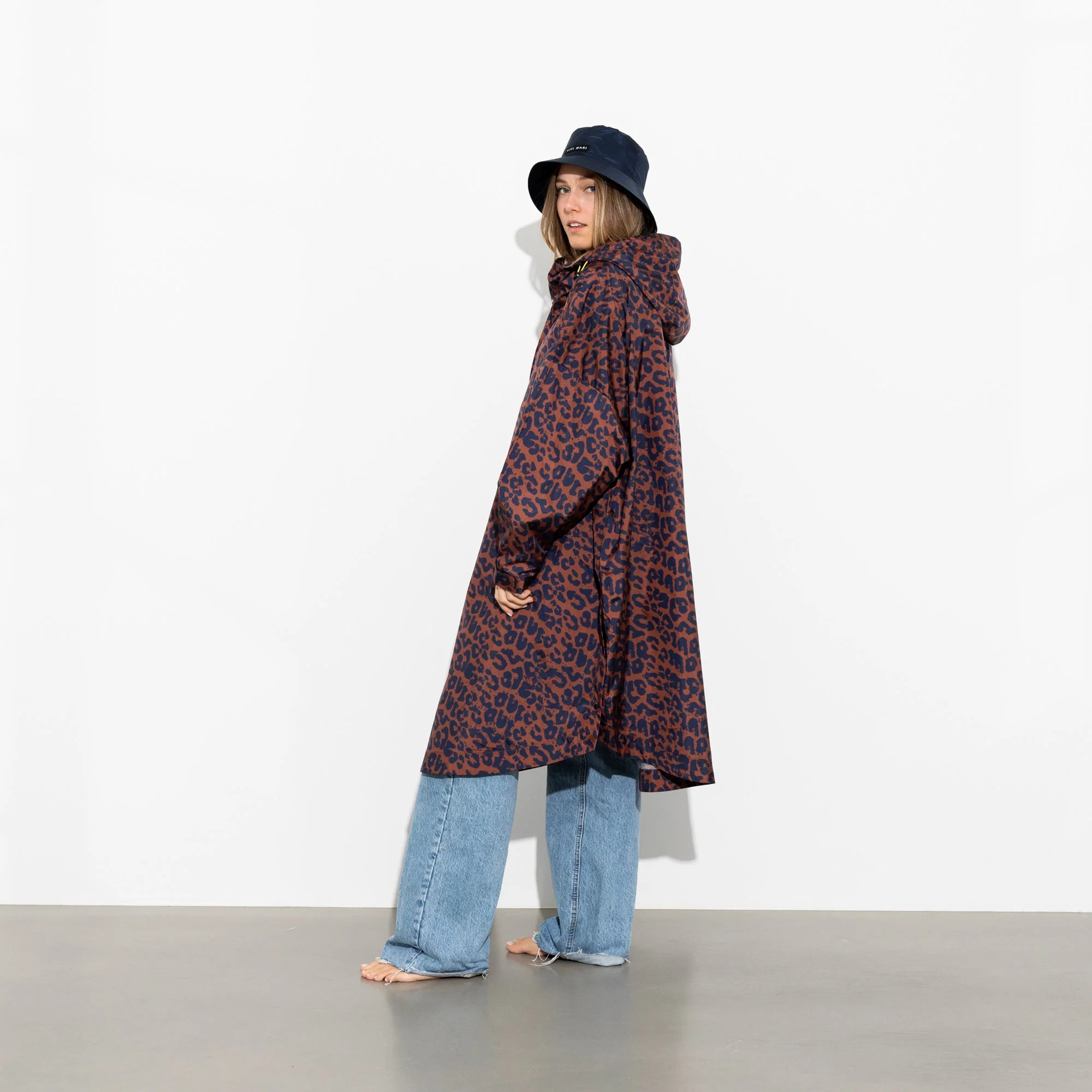 Raincoat leo splashes navy/rust - Image 18