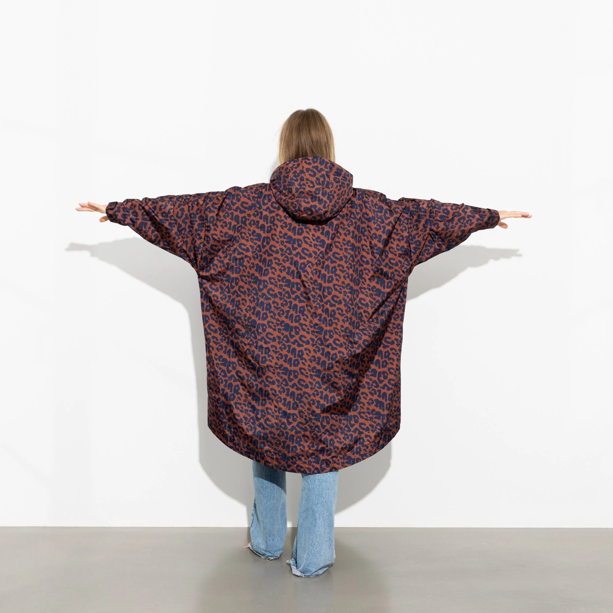 Raincoat leo splashes navy/rust - Image 5