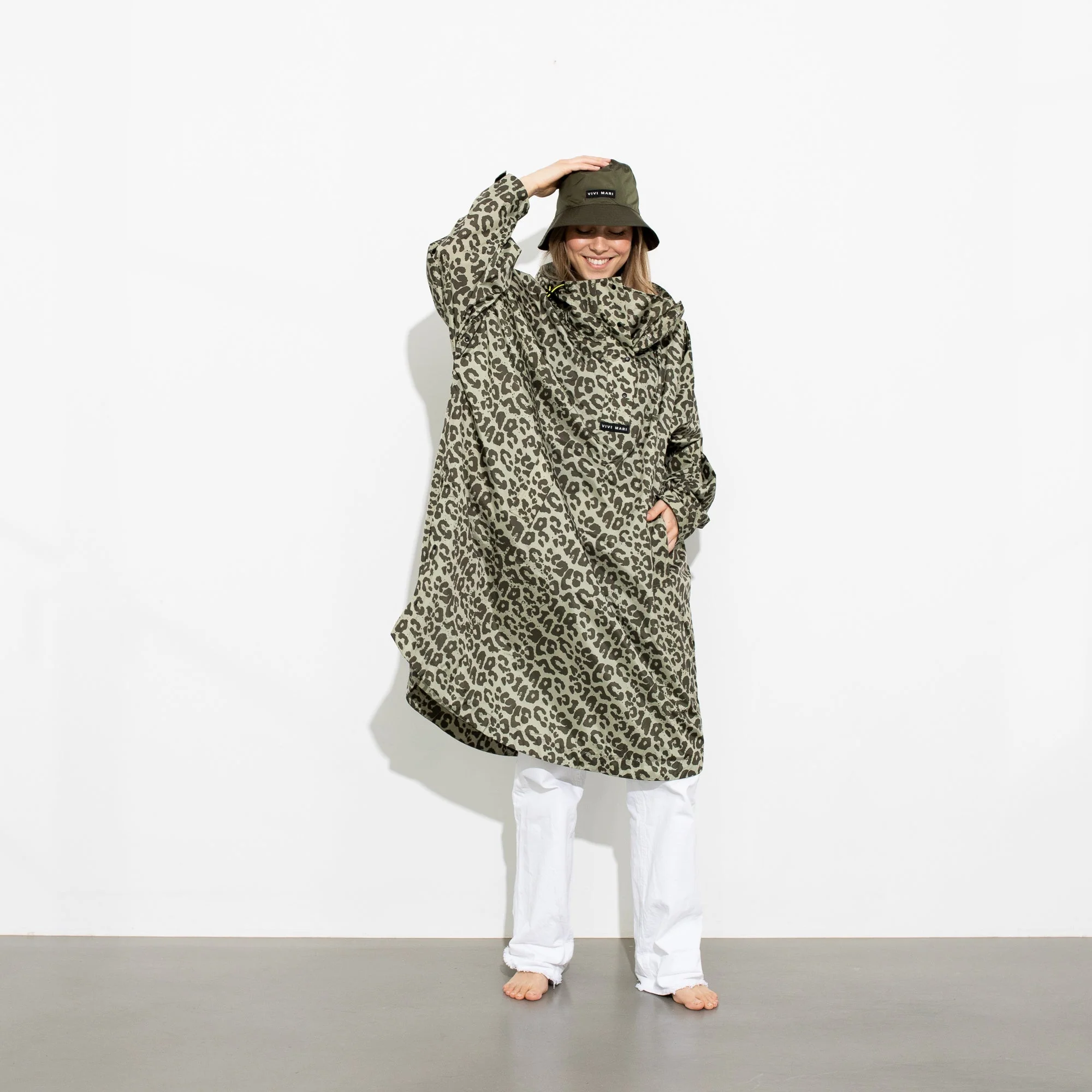 Raincoat leo splashes olive/pale olive - Image 10