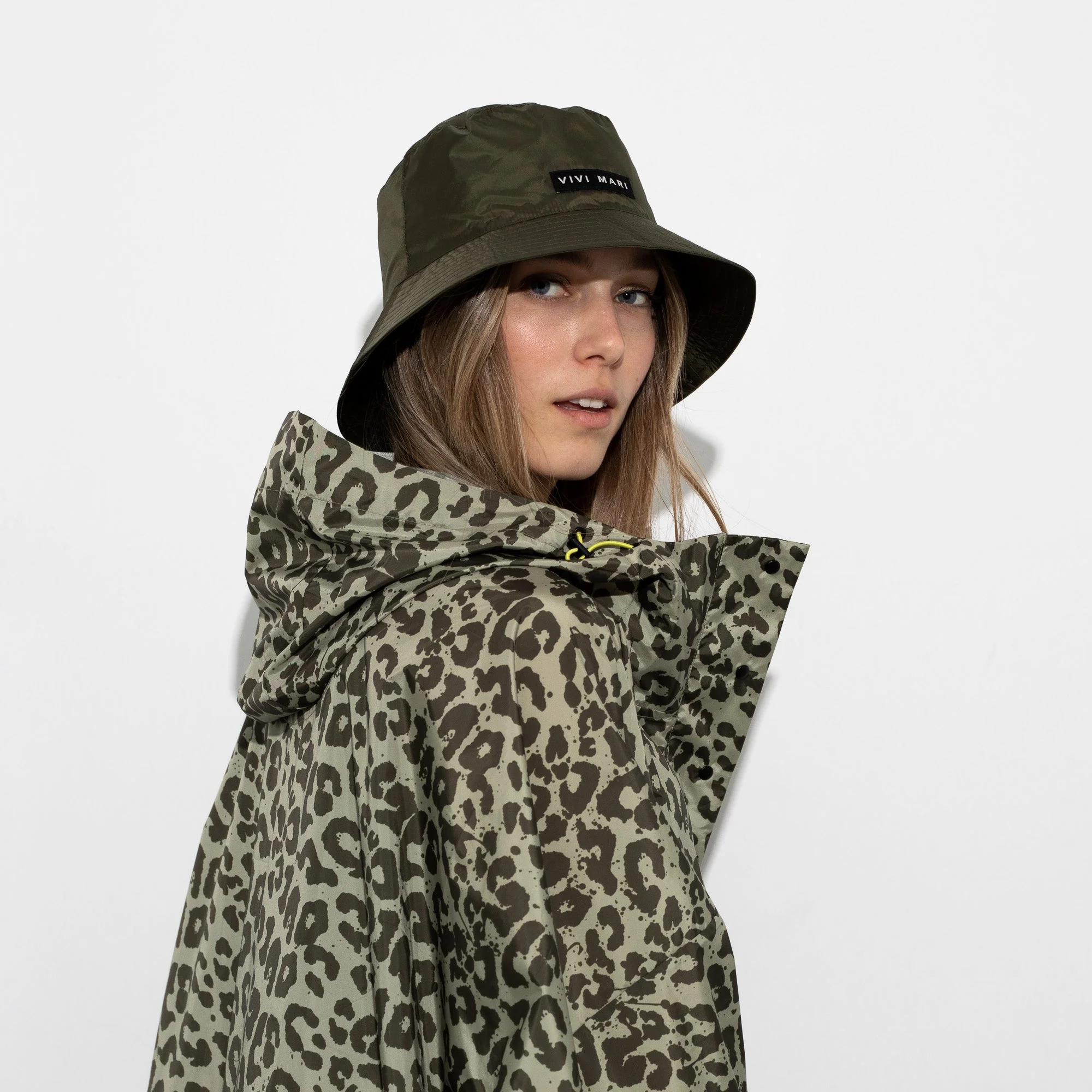 Raincoat leo splashes olive/pale olive - Image 17