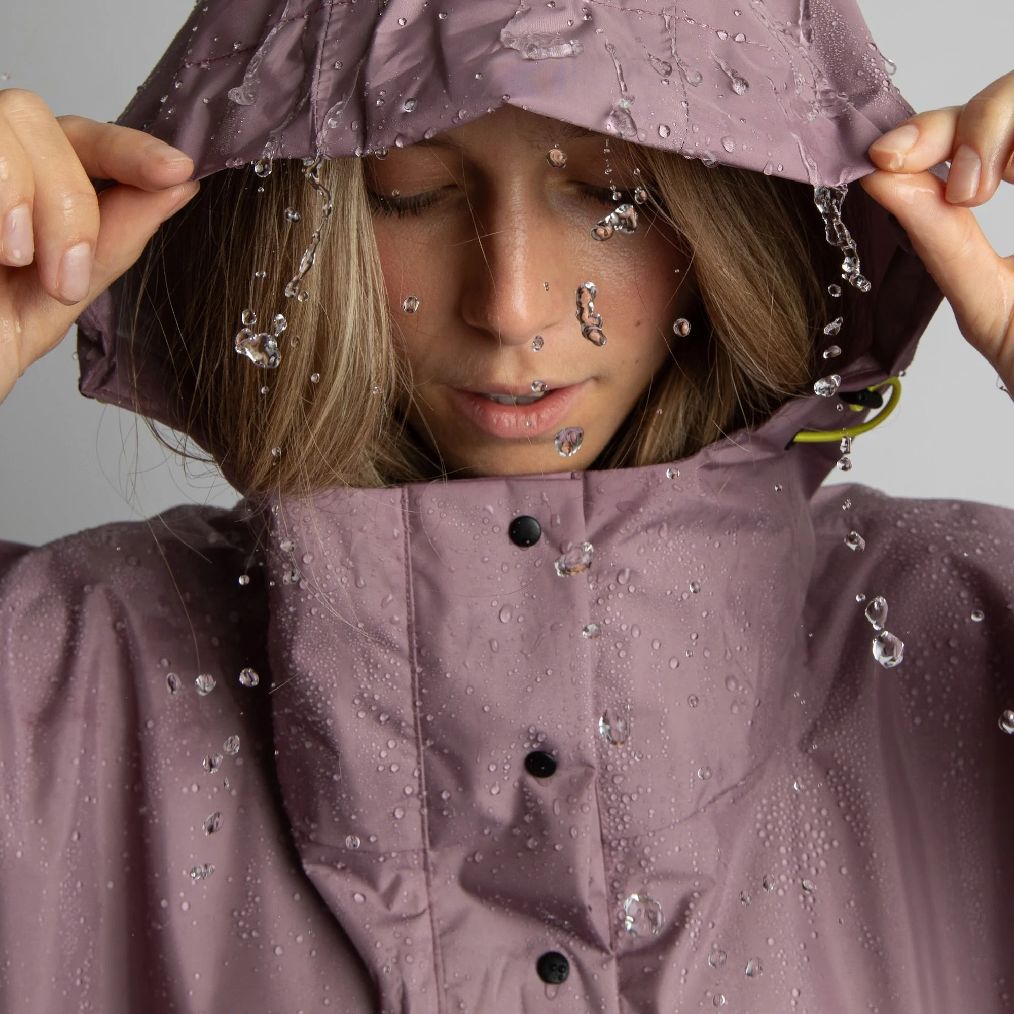 Raincoat solid ash plum - Image 10