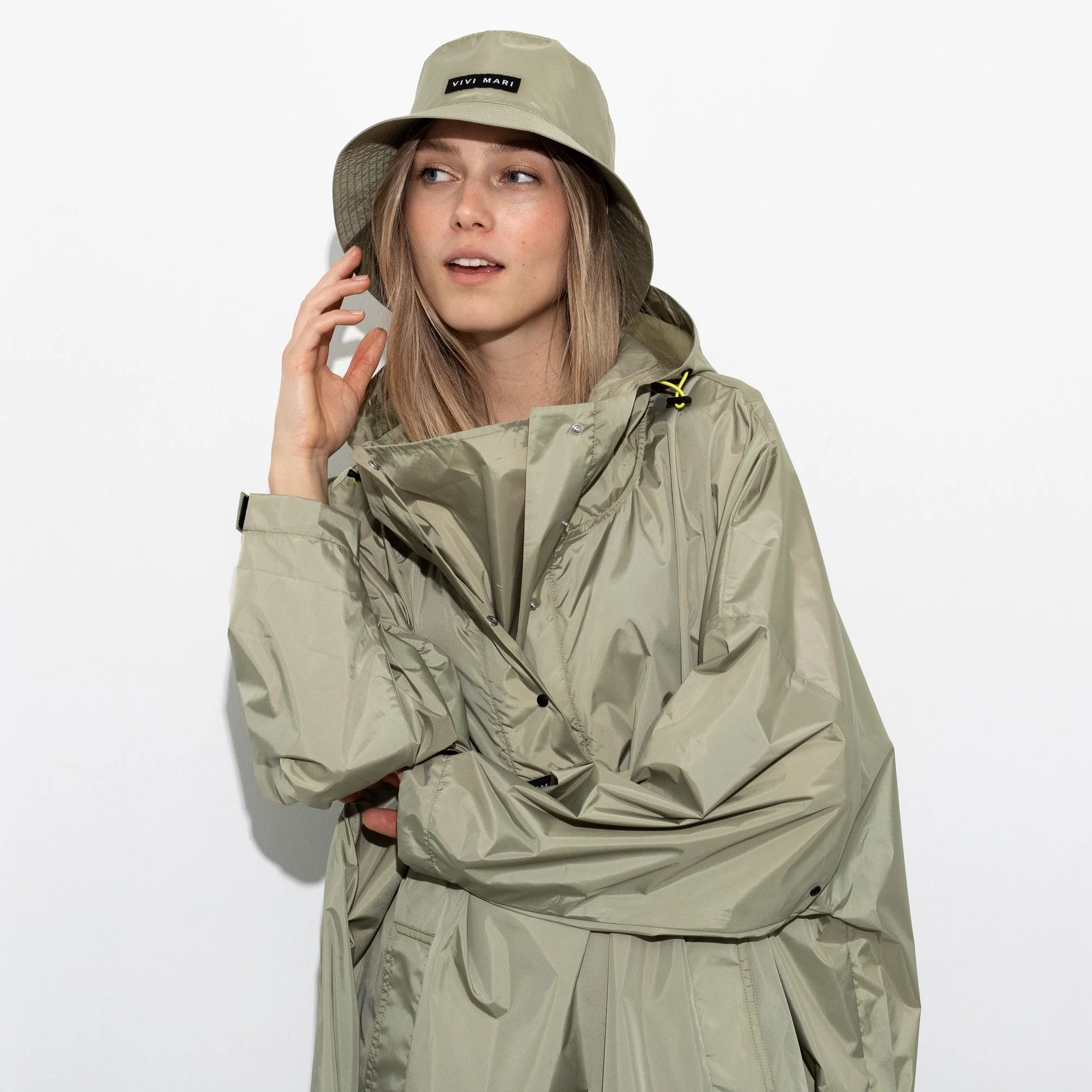 Raincoat solid pale olive - Image 16