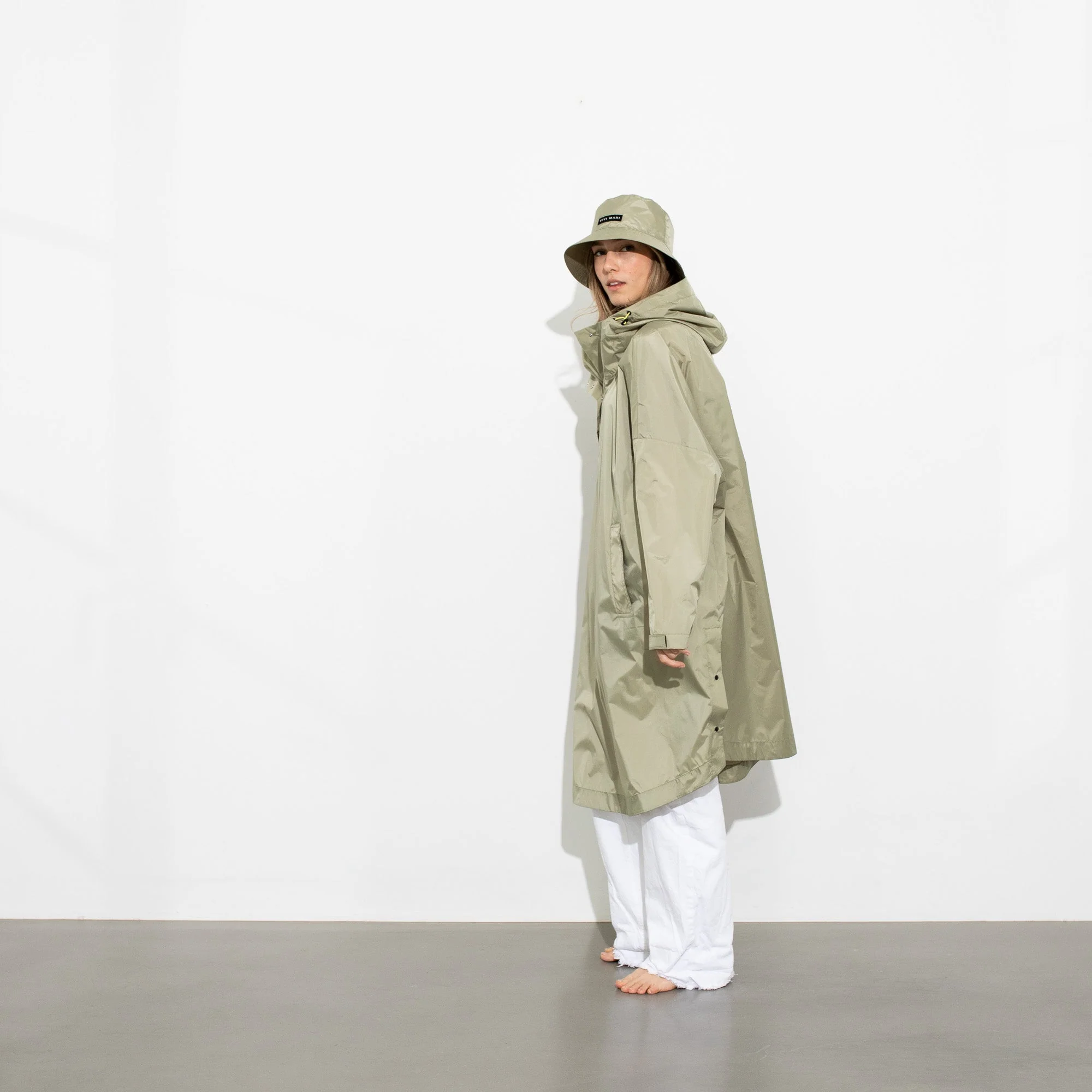 Raincoat solid pale olive - Image 26