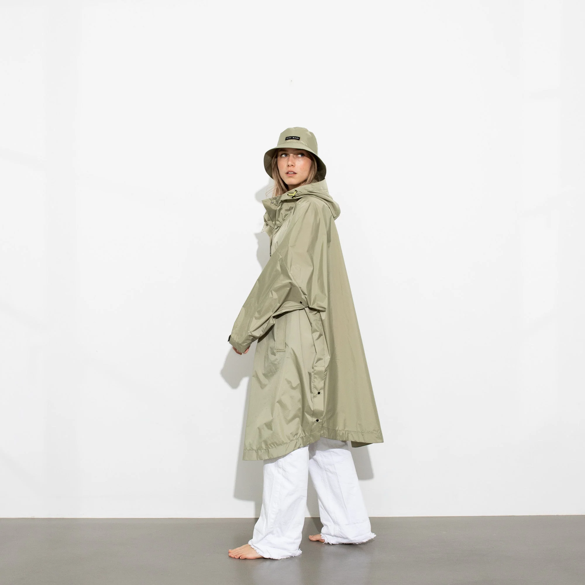 Raincoat solid pale olive - Image 27