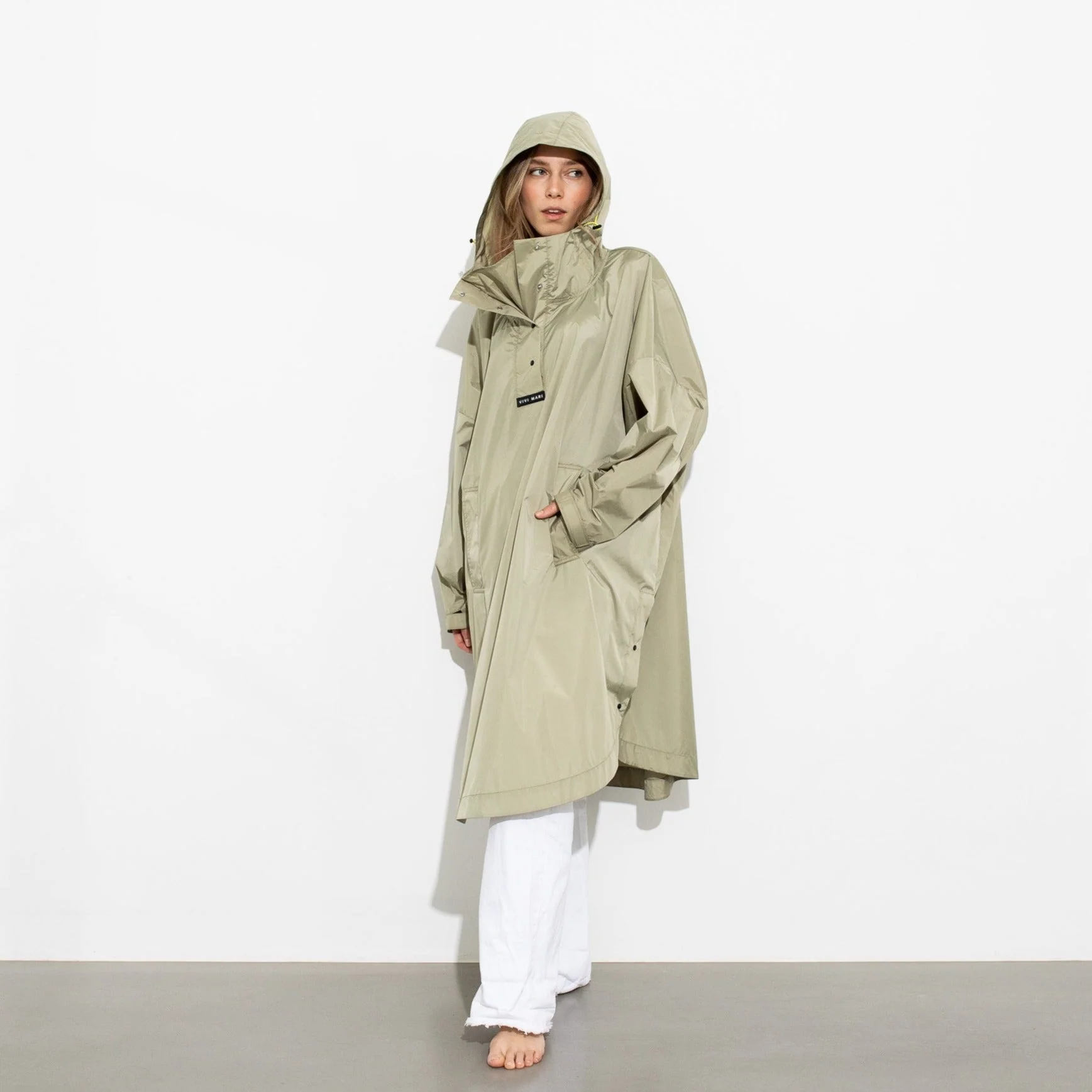 Raincoat solid pale olive - Image 5