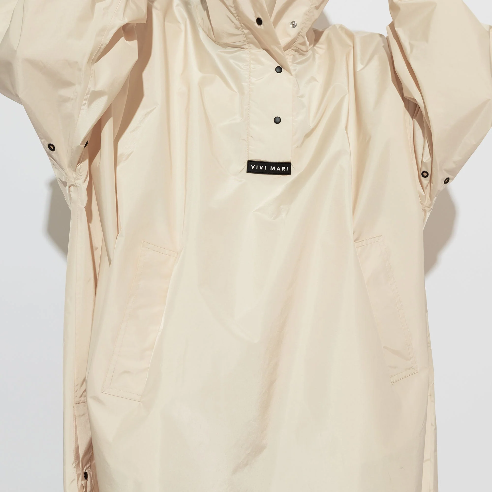 Raincoat solid sand - Image 11