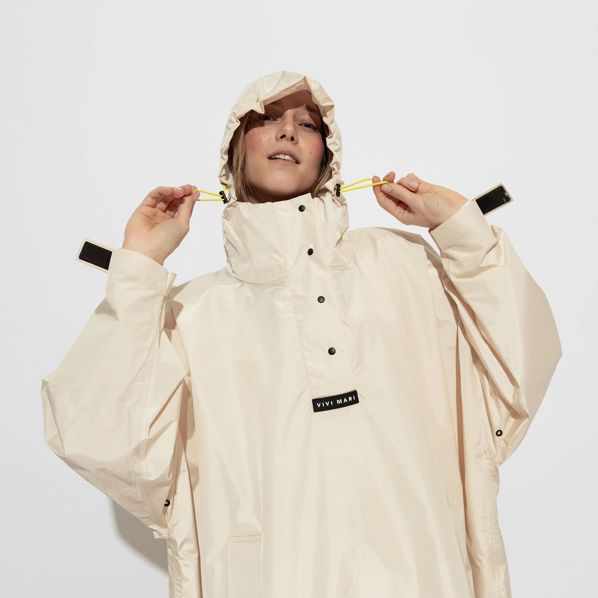 Raincoat solid sand - Image 6