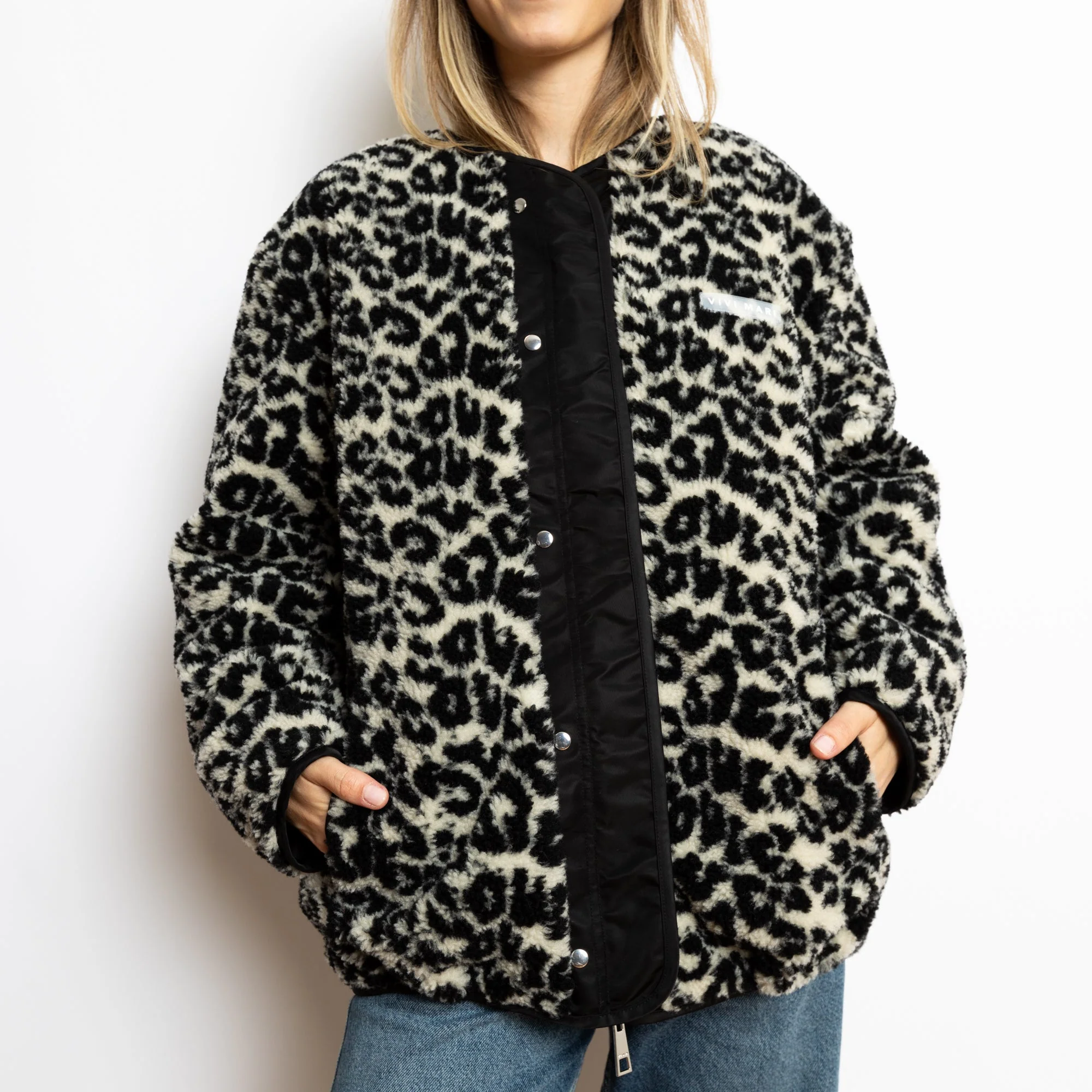 Reversible Bomber Jacket - black/leo black-sand - Image 10