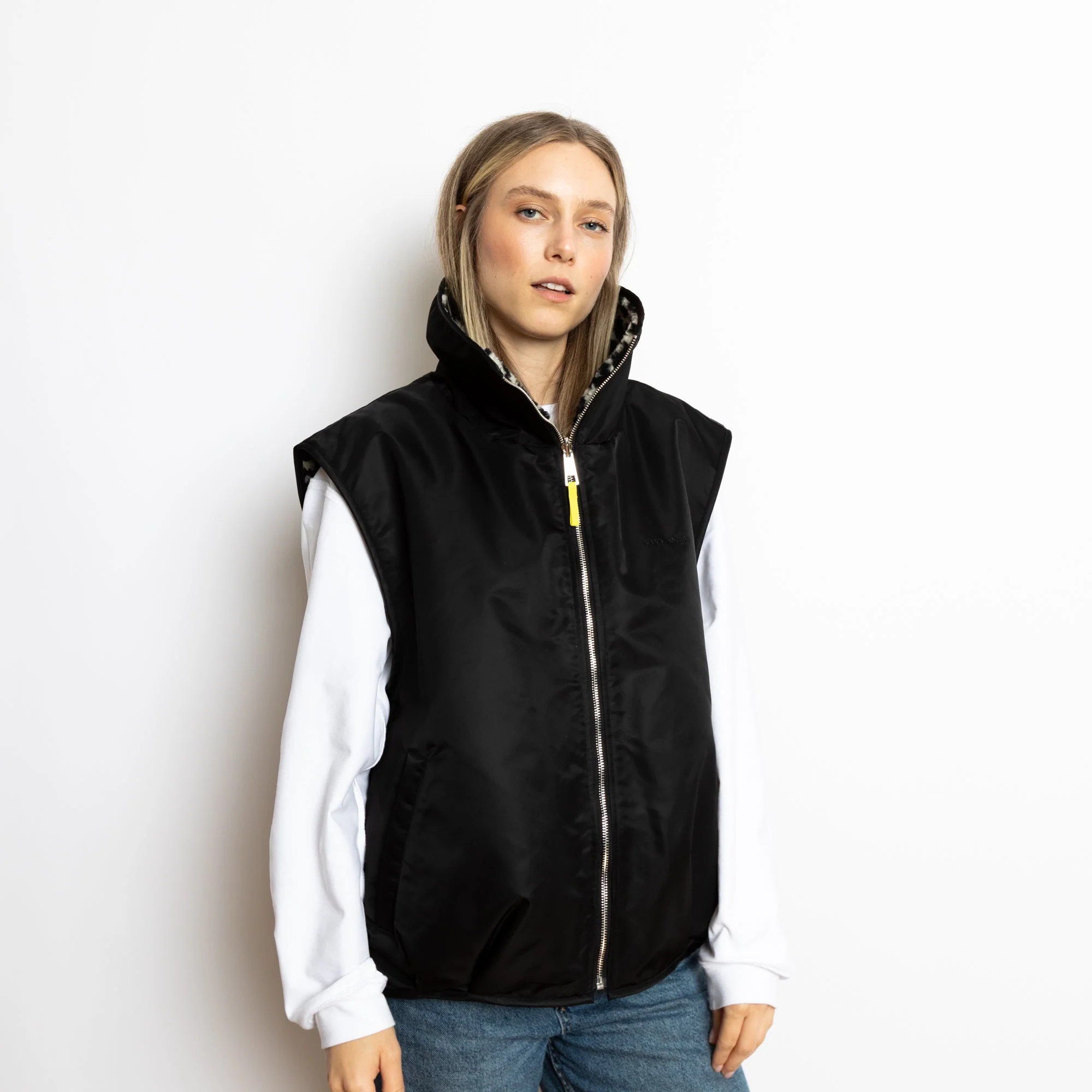 Reversible Bomber Vest - black/leo black-sand - Image 3