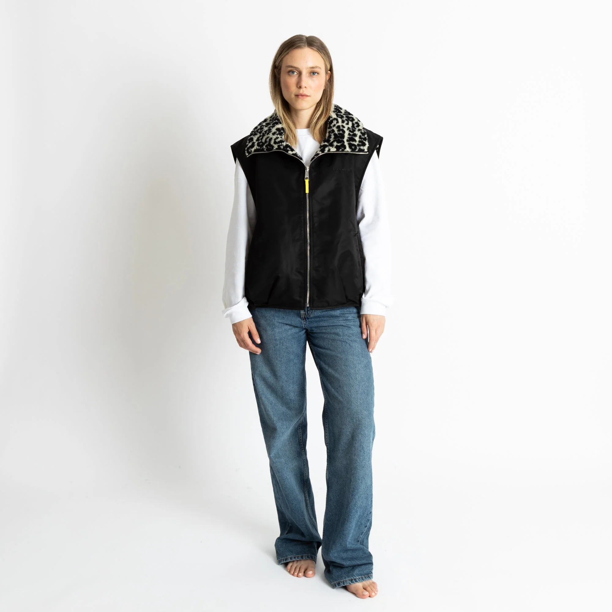 Reversible Bomber Vest - black/leo black-sand - Image 4