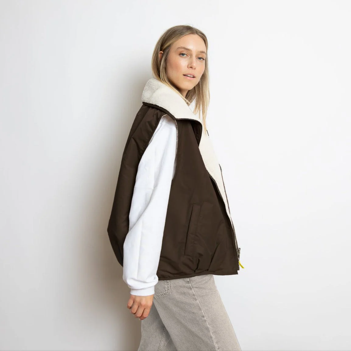 Reversible Bomber Vest - chocolate/sand - Image 5