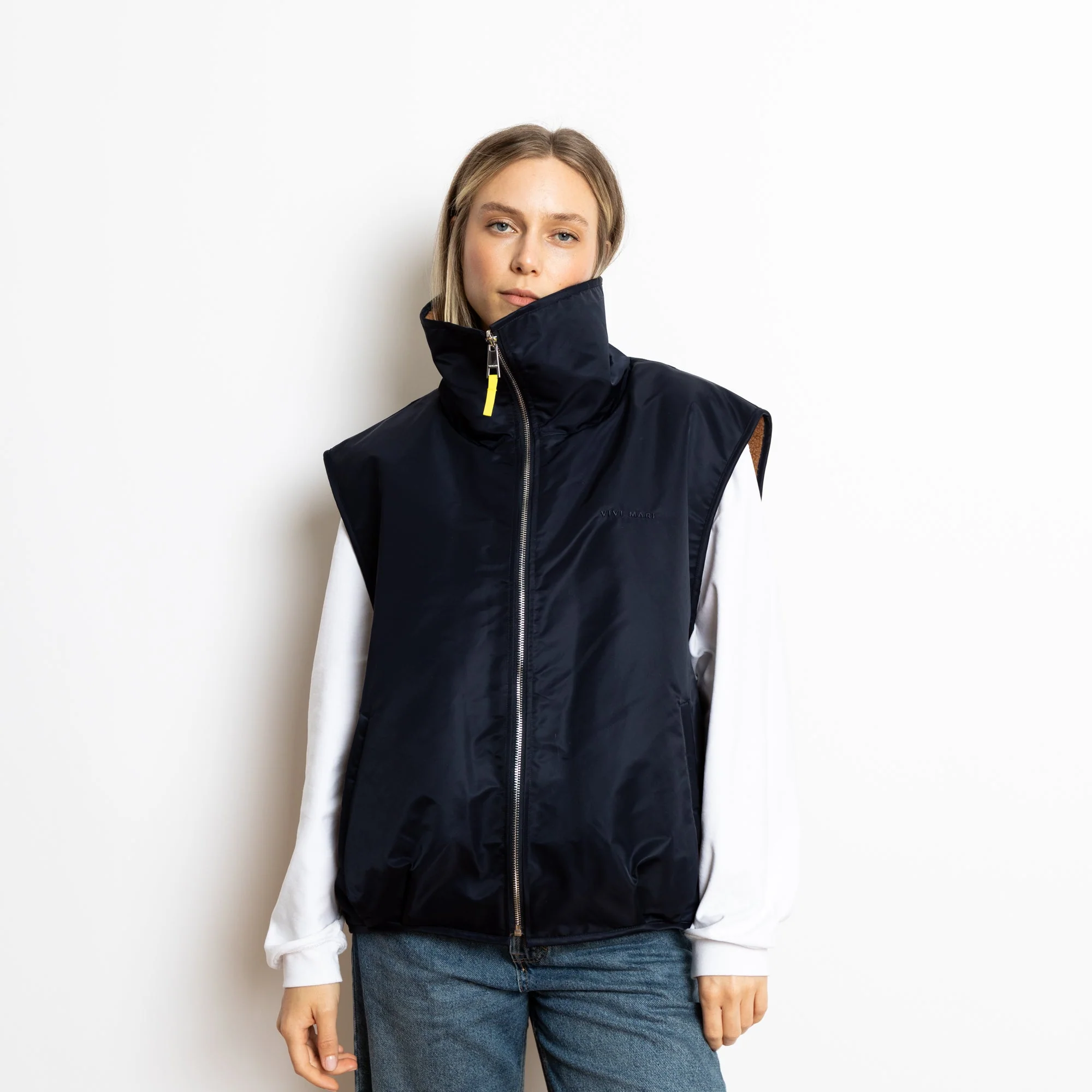 Reversible Bomber Vest - navy/caramel - Image 11