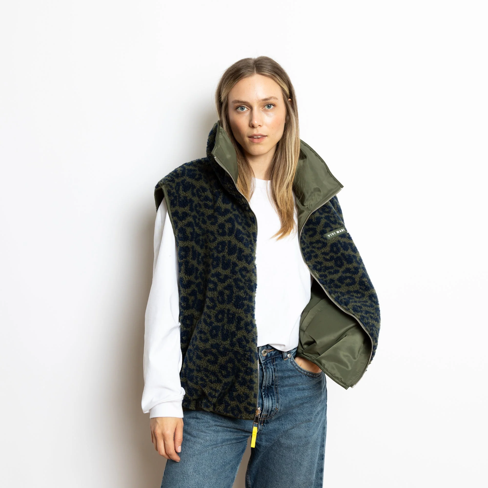 Reversible Bomber Vest - olive/leo navy-olive - Image 10