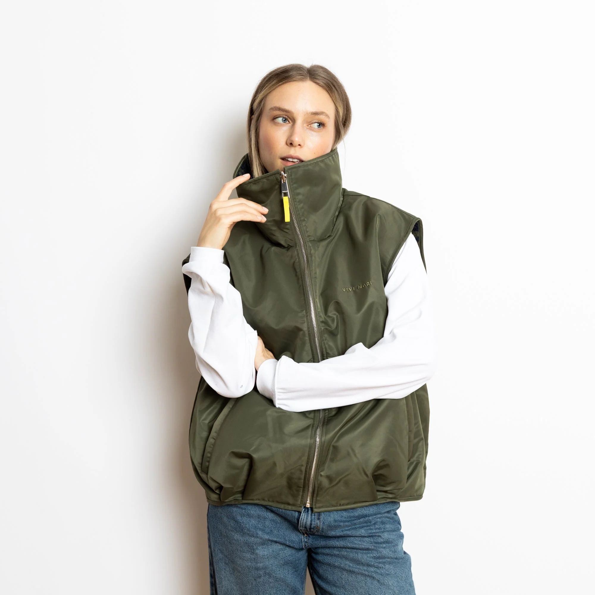 Reversible Bomber Vest - olive/leo navy-olive - Image 3