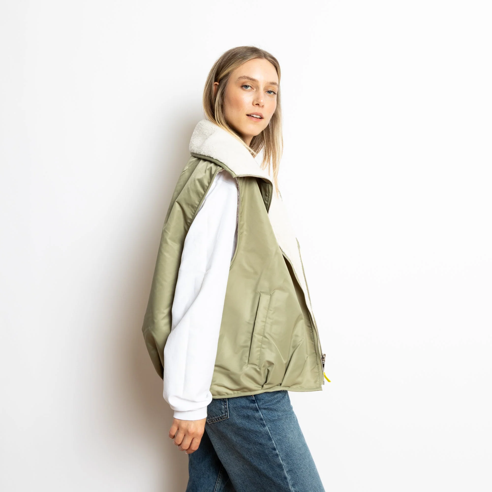 Reversible Bomber Vest - pale olive/sand - Image 13