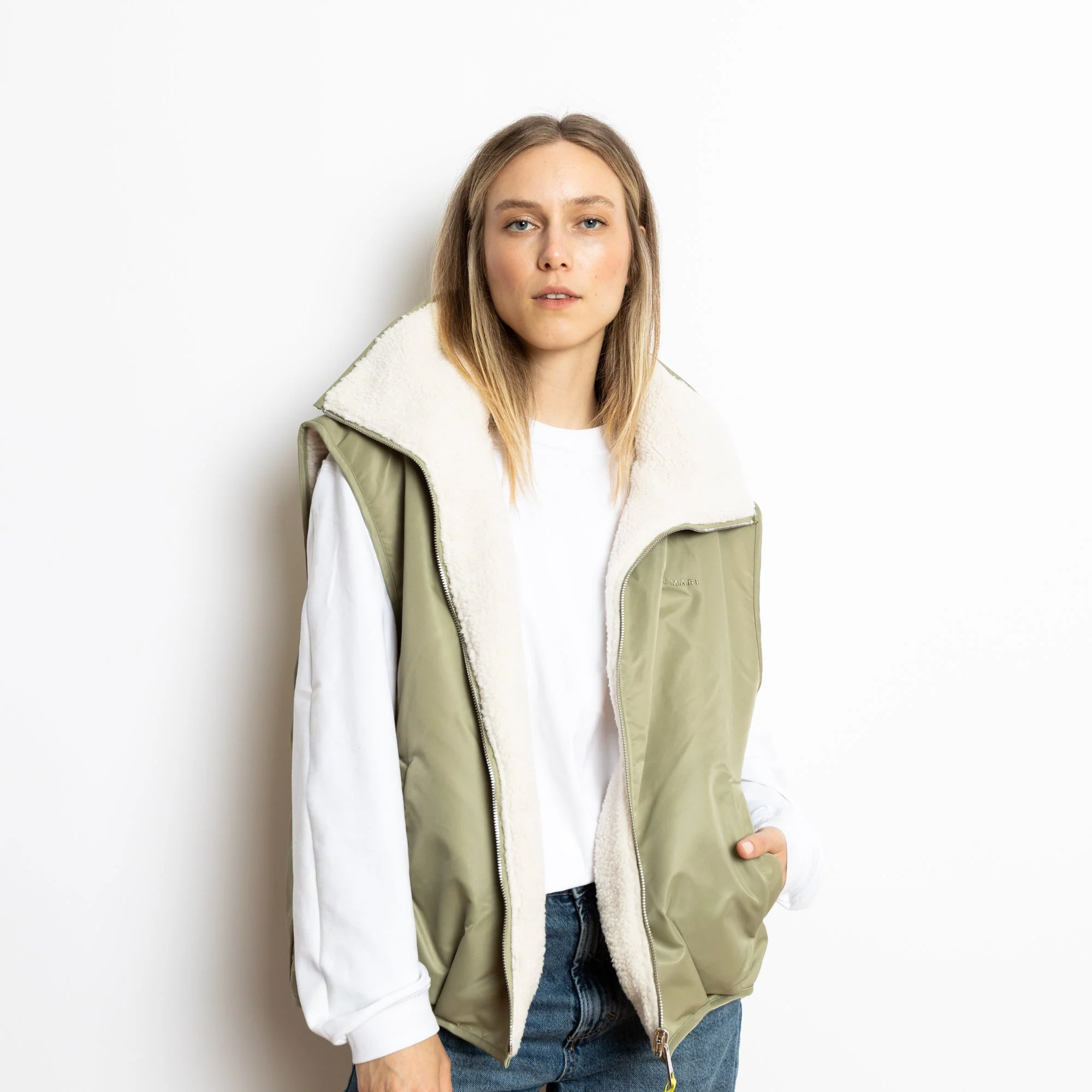Reversible Bomber Vest - pale olive/sand - Image 4