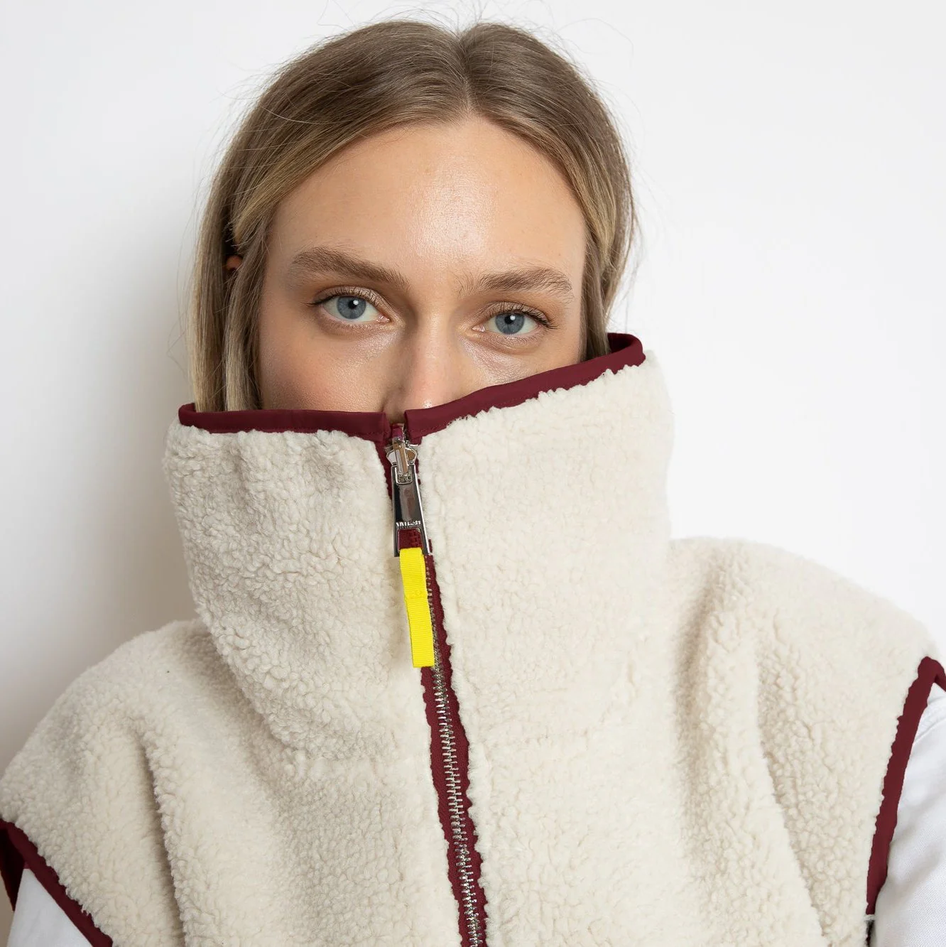 Reversible Bomber Vest - wine red/sand - Image 6