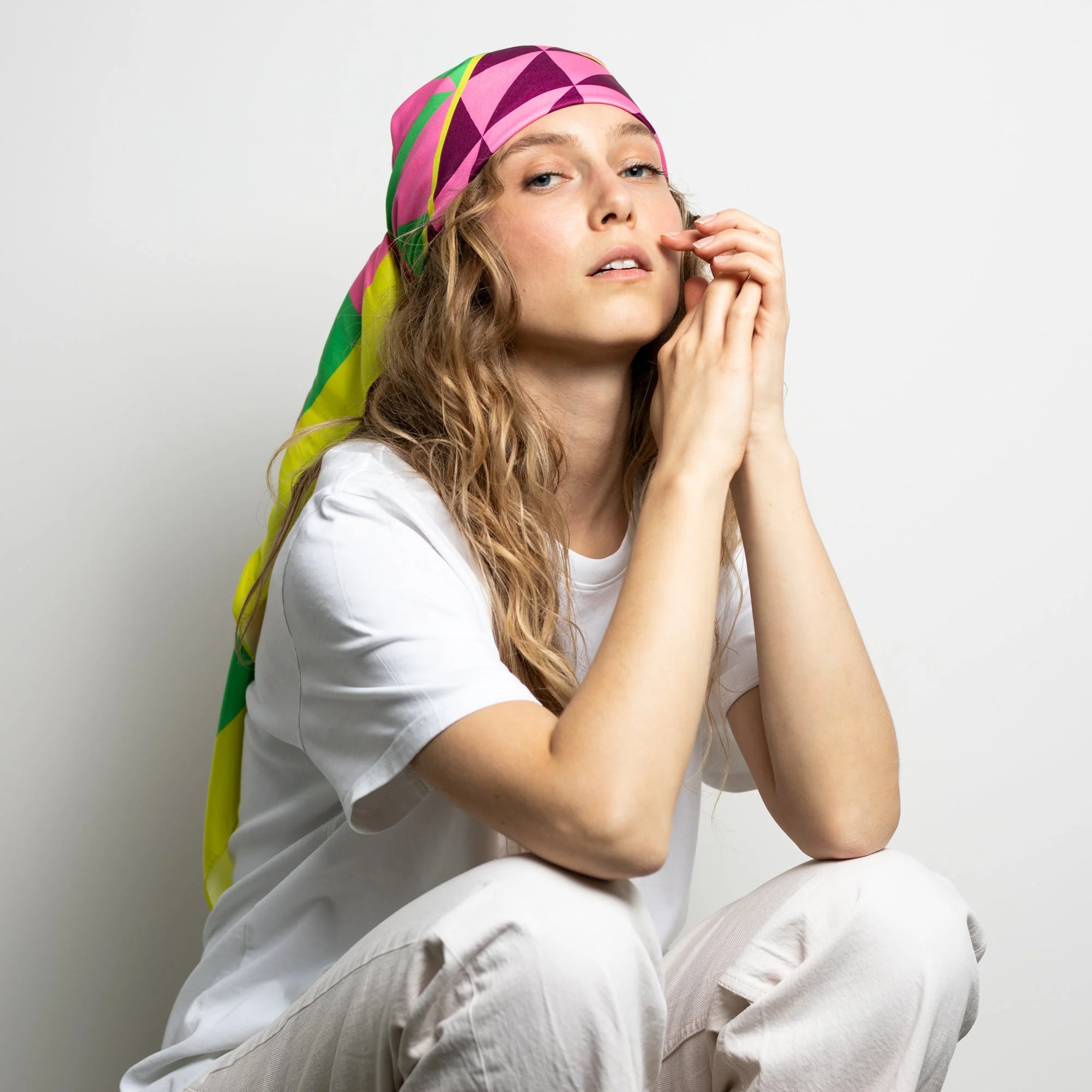 Scarf triangles - green/pink - Image 6