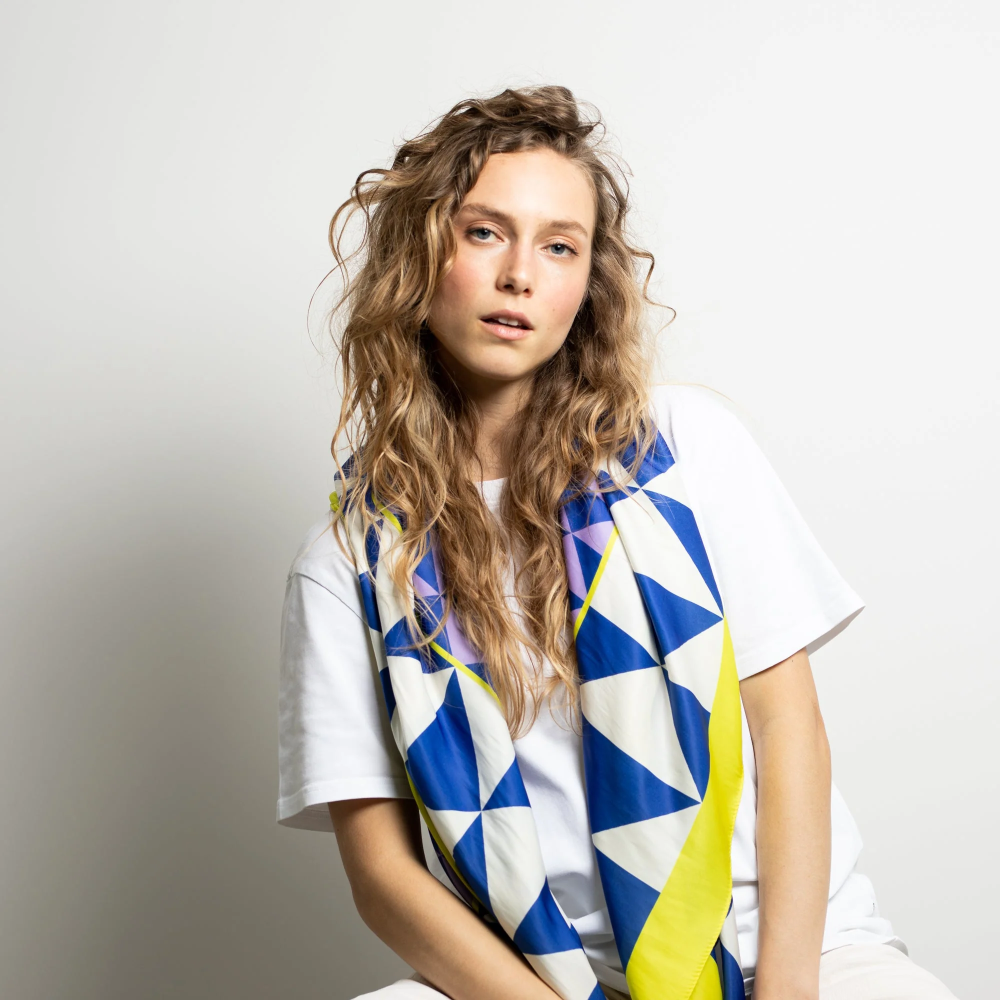 Scarf triangles - navy/lavender - Image 3