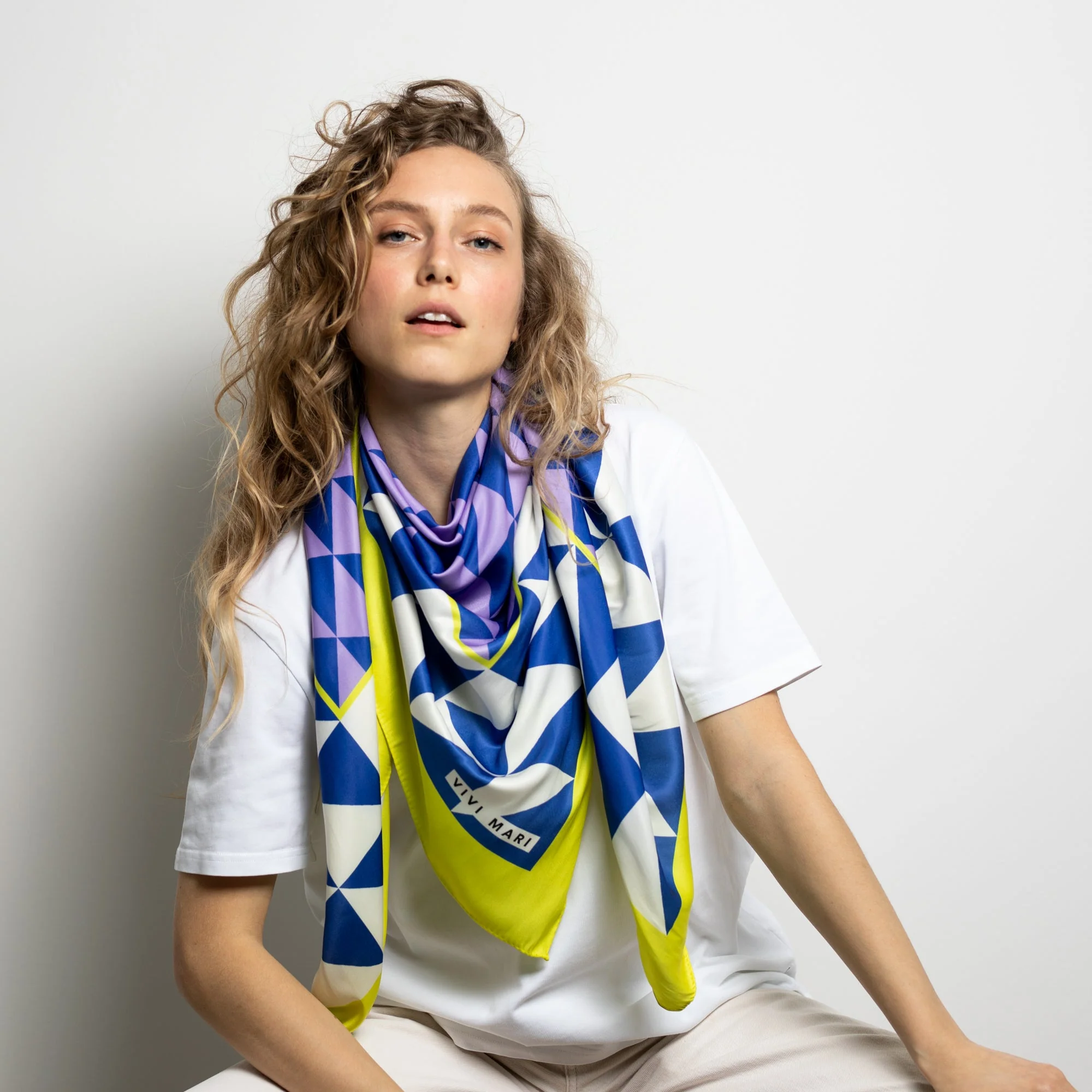 Scarf triangles - navy/lavender - Image 4