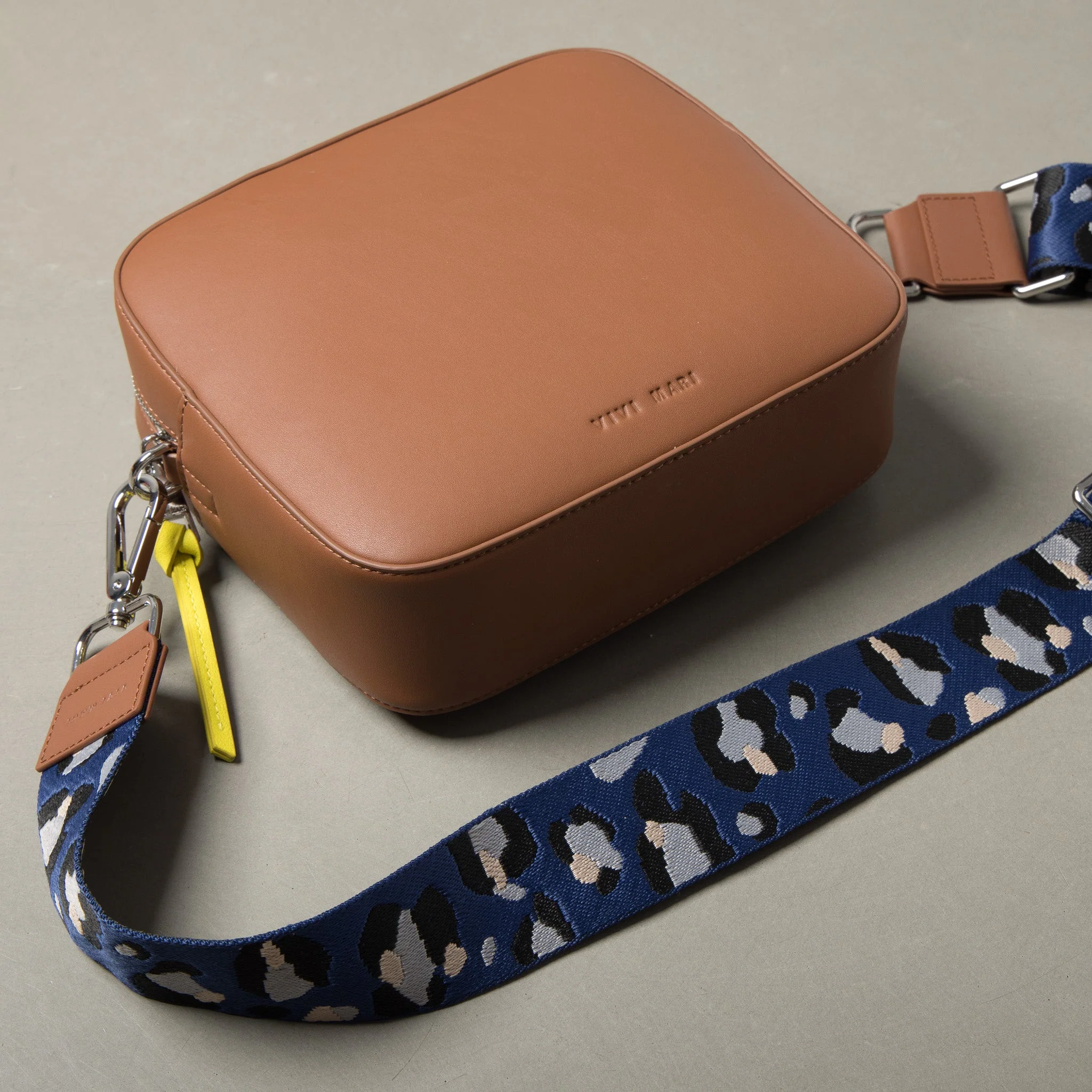 strap abstract leopard blue/black - tan - Image 8