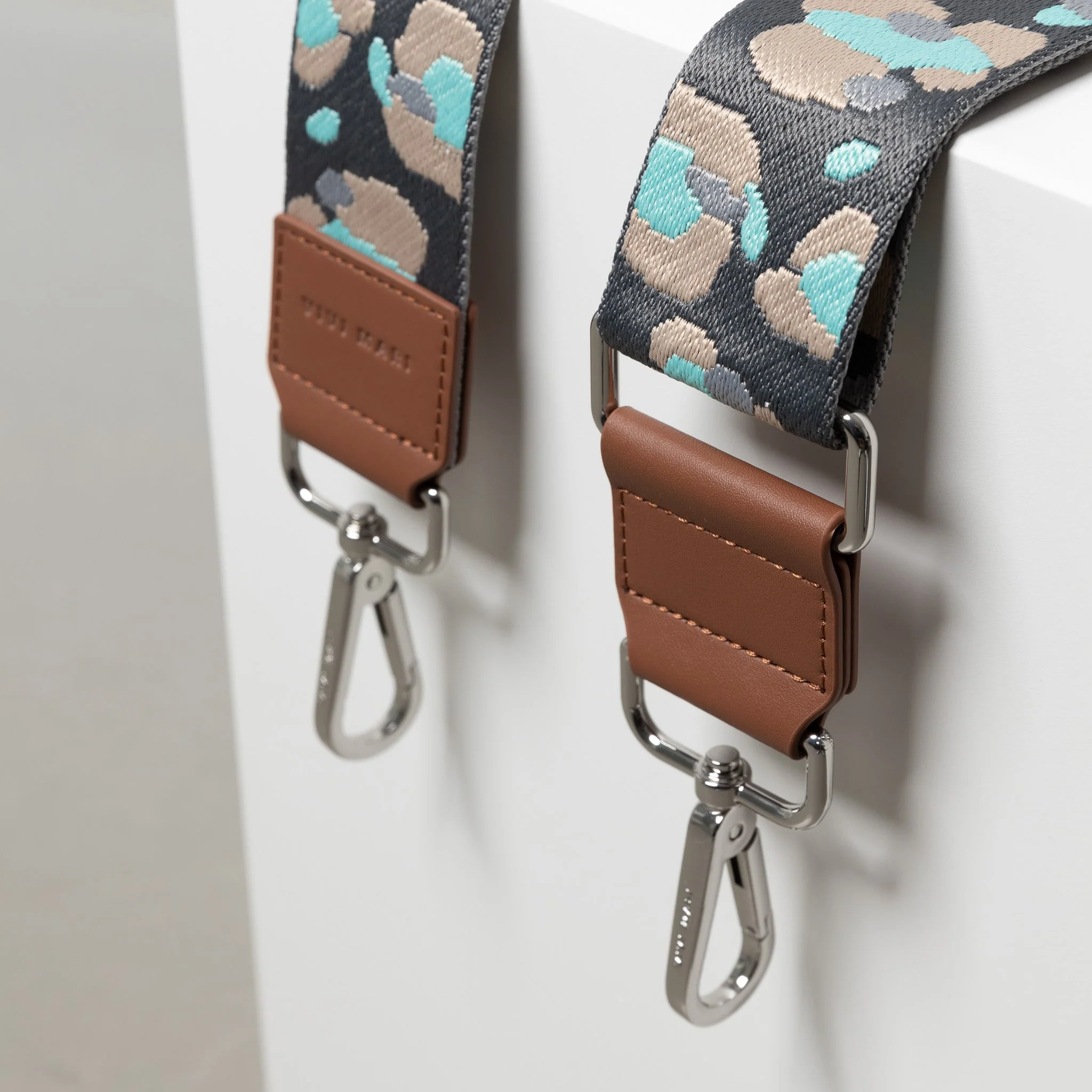strap abstract leopard taupe/mint - tan - Image 10