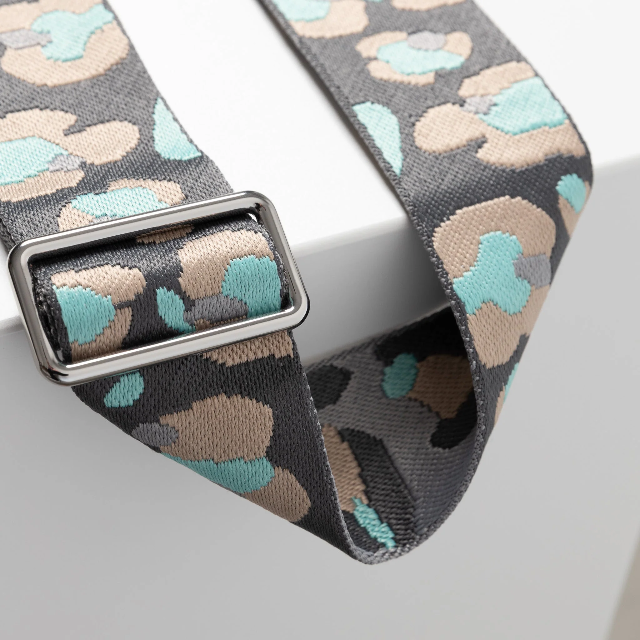 strap abstract leopard taupe/mint - tan - Image 7