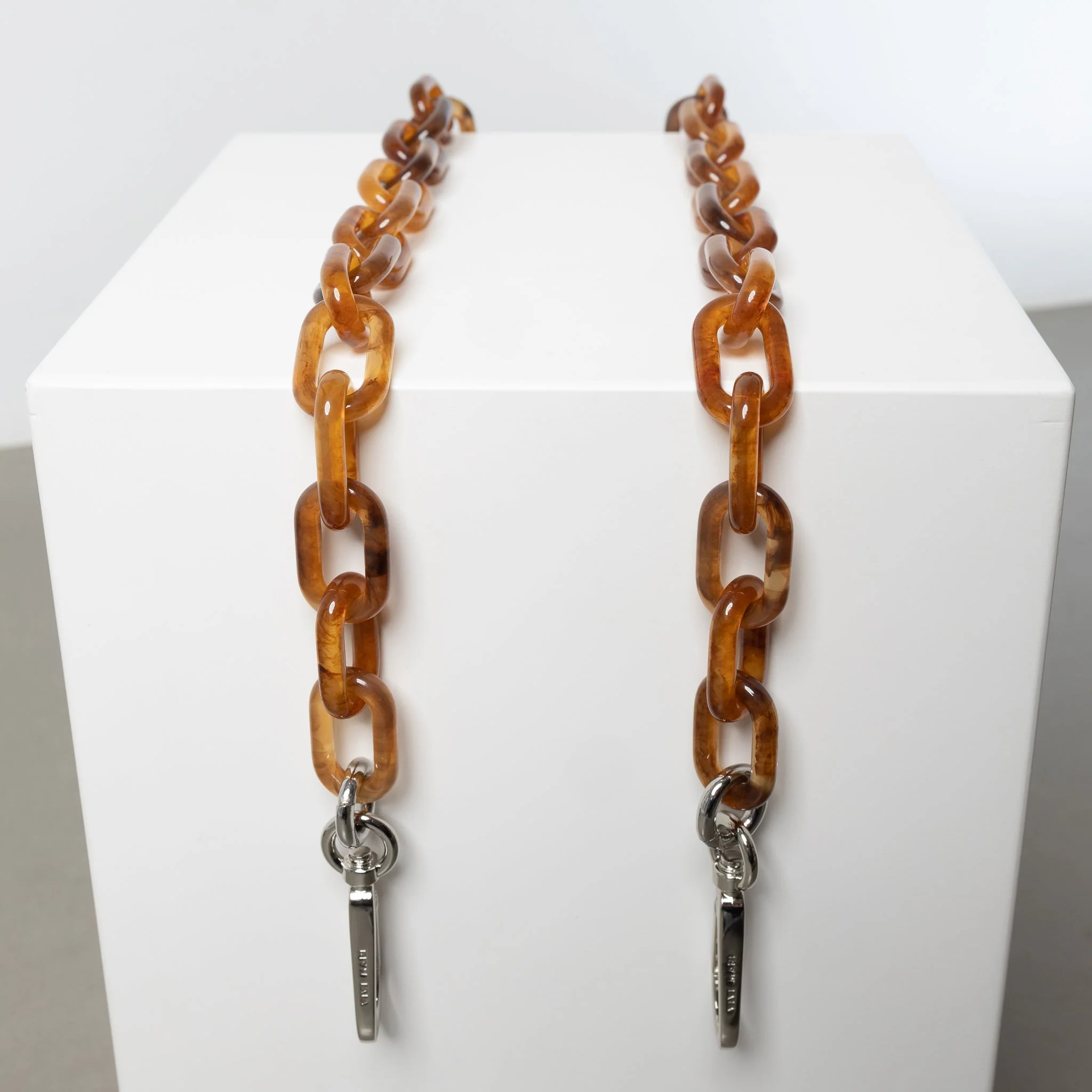 strap acrylic chain amber - long - Image 8