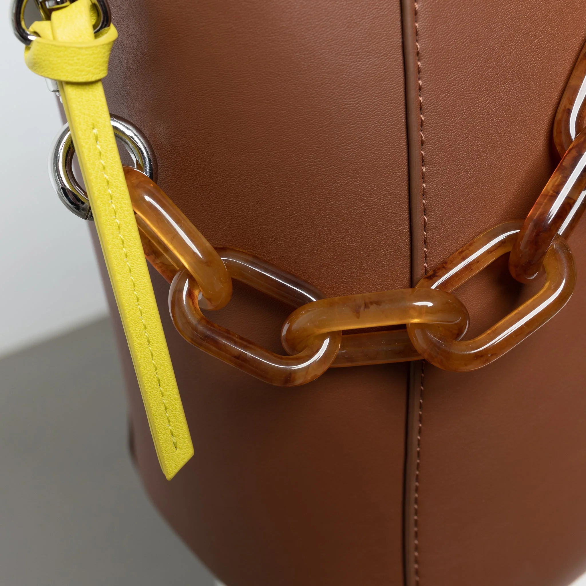 strap acrylic chain amber - short - Image 20