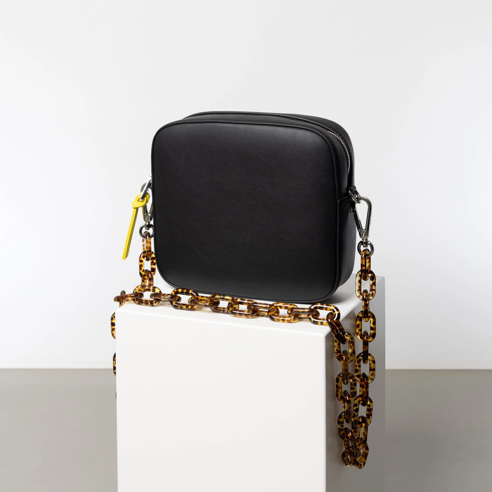 strap acrylic chain leo - long - Image 2