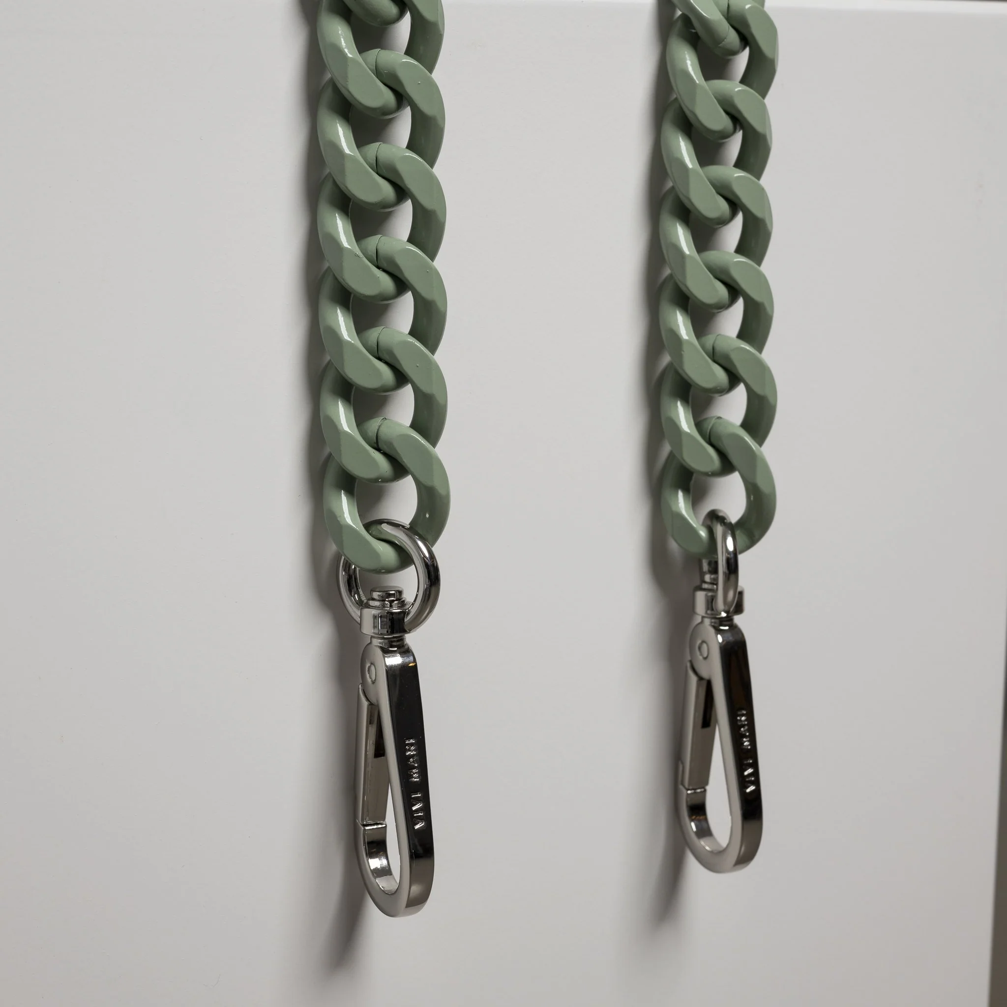 strap bold chain mint - short - Image 9