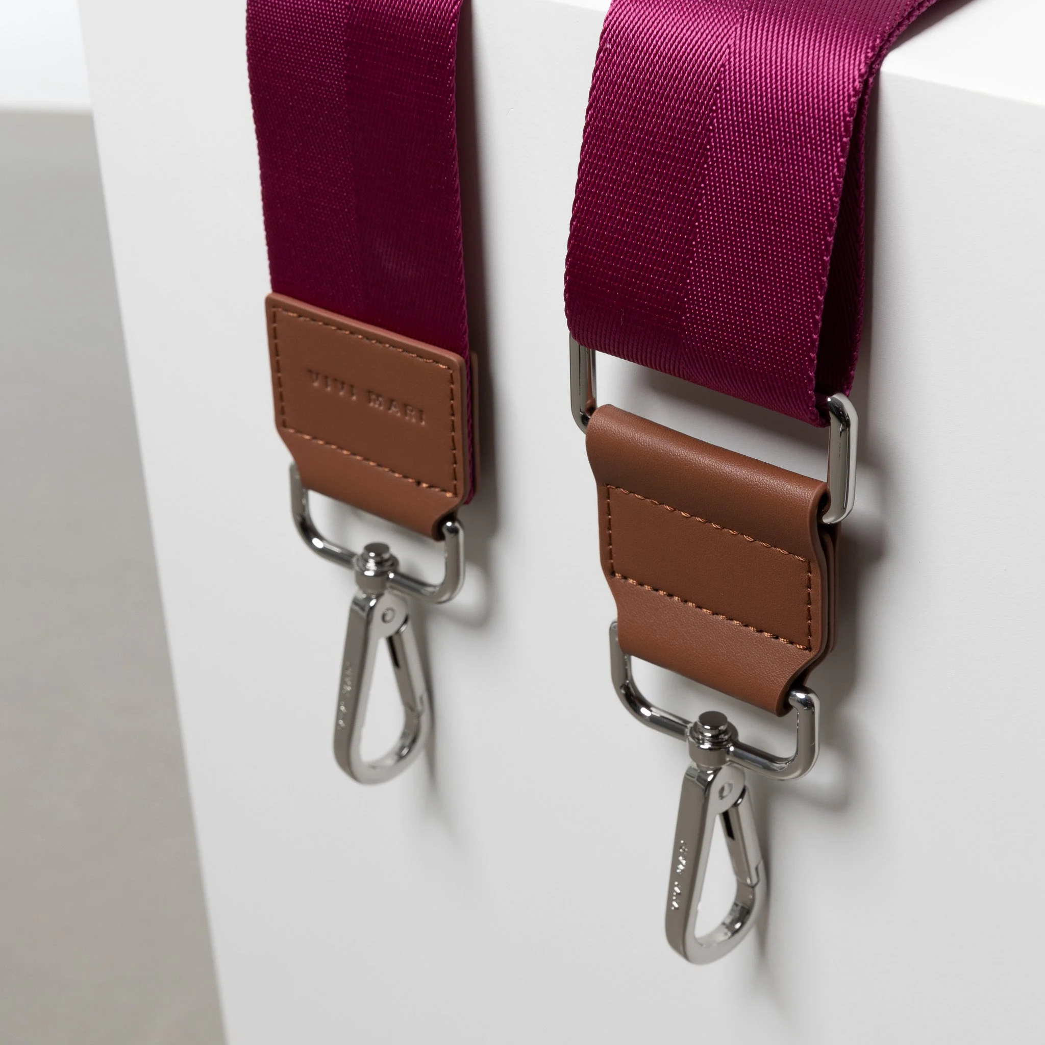 strap deep magenta - tan - Image 9