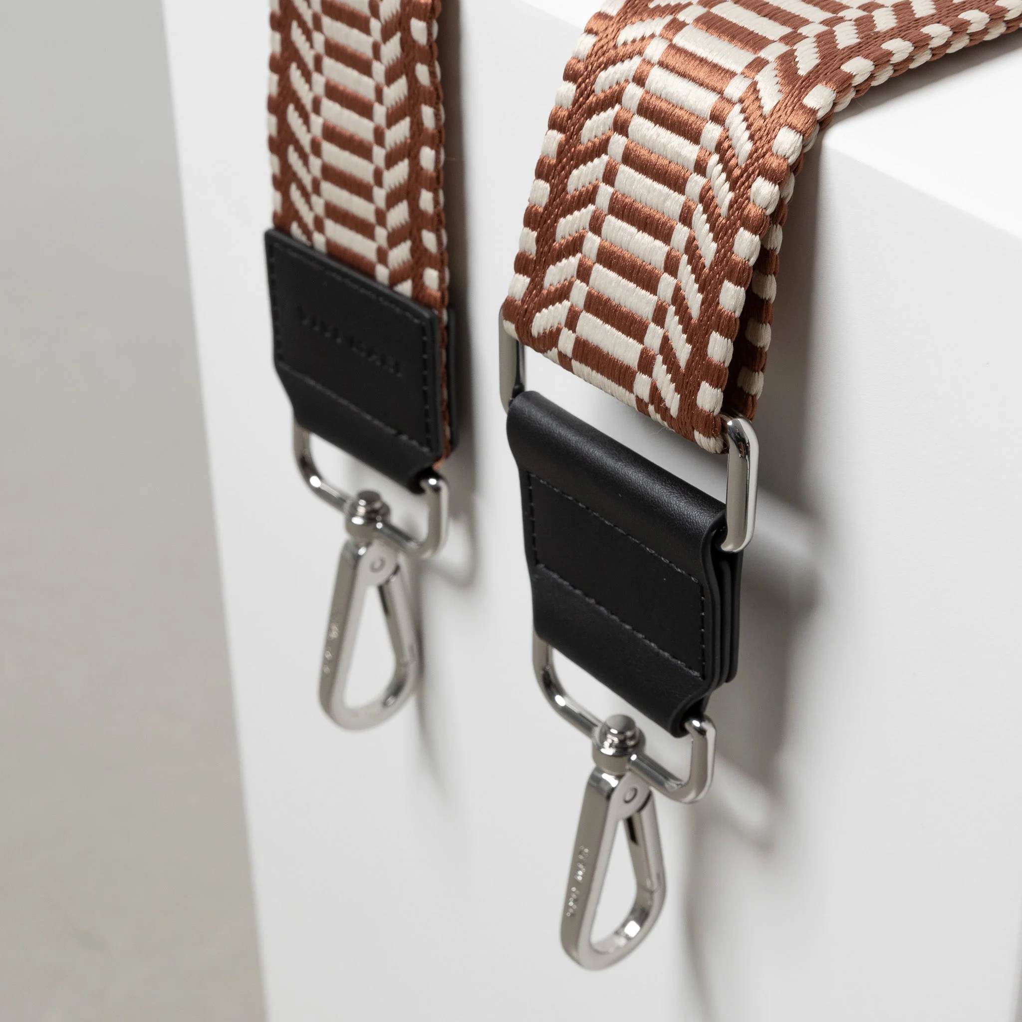 strap ethno tan/white - black - Image 5