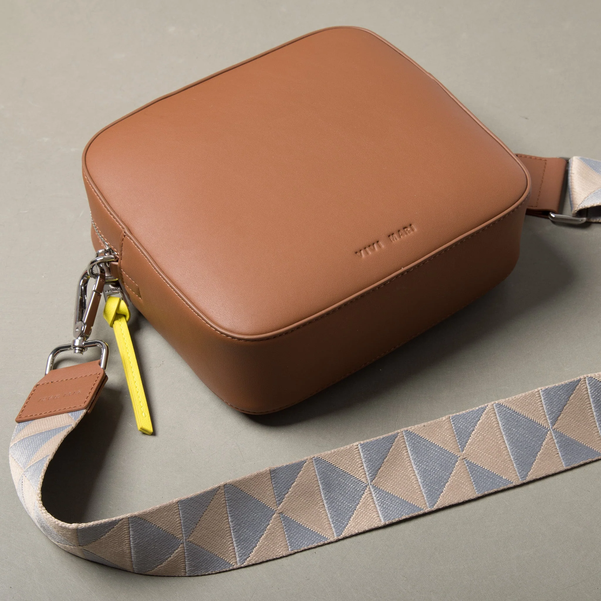strap triangles grey/beige - tan - Image 4