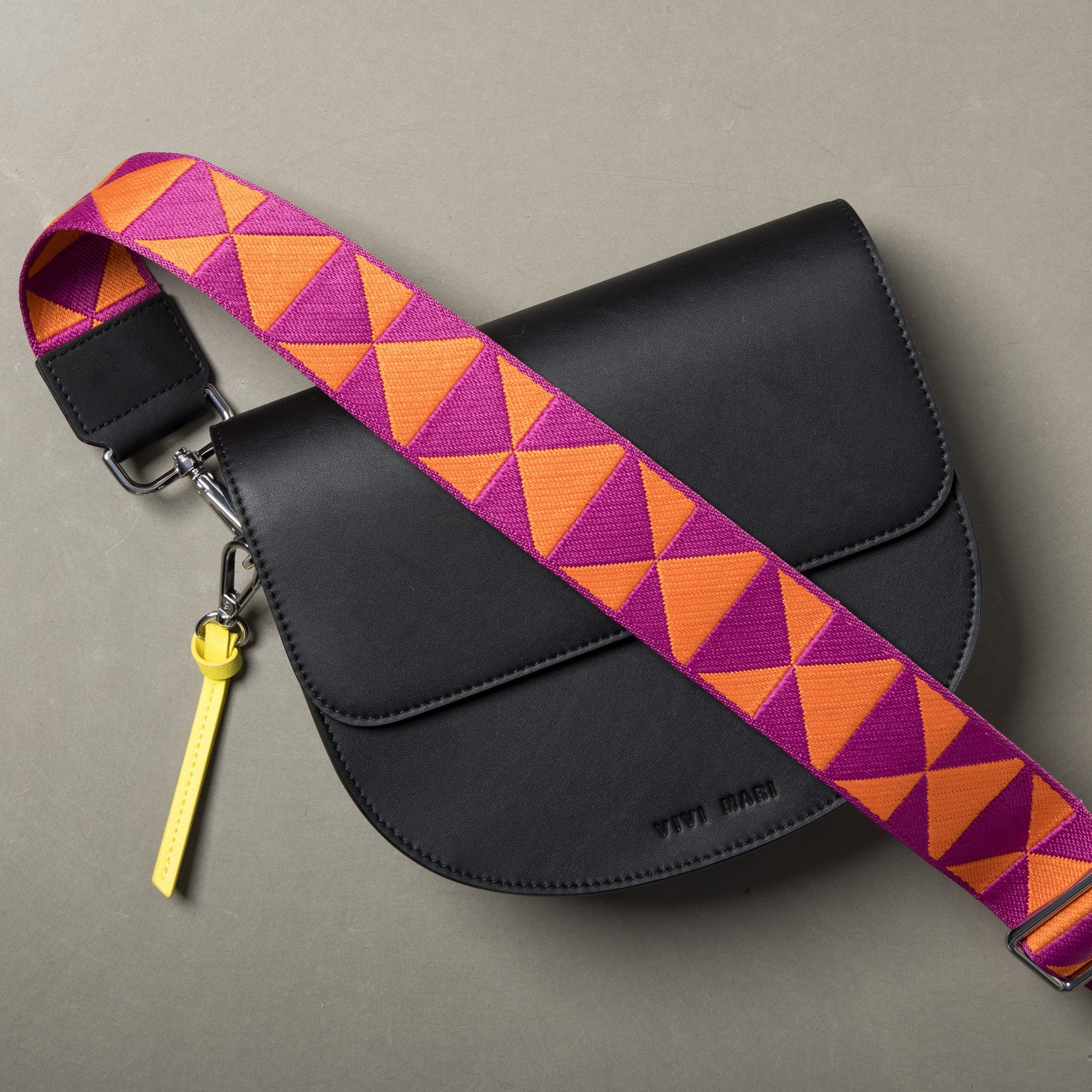 strap triangles magenta/orange - black - Image 6