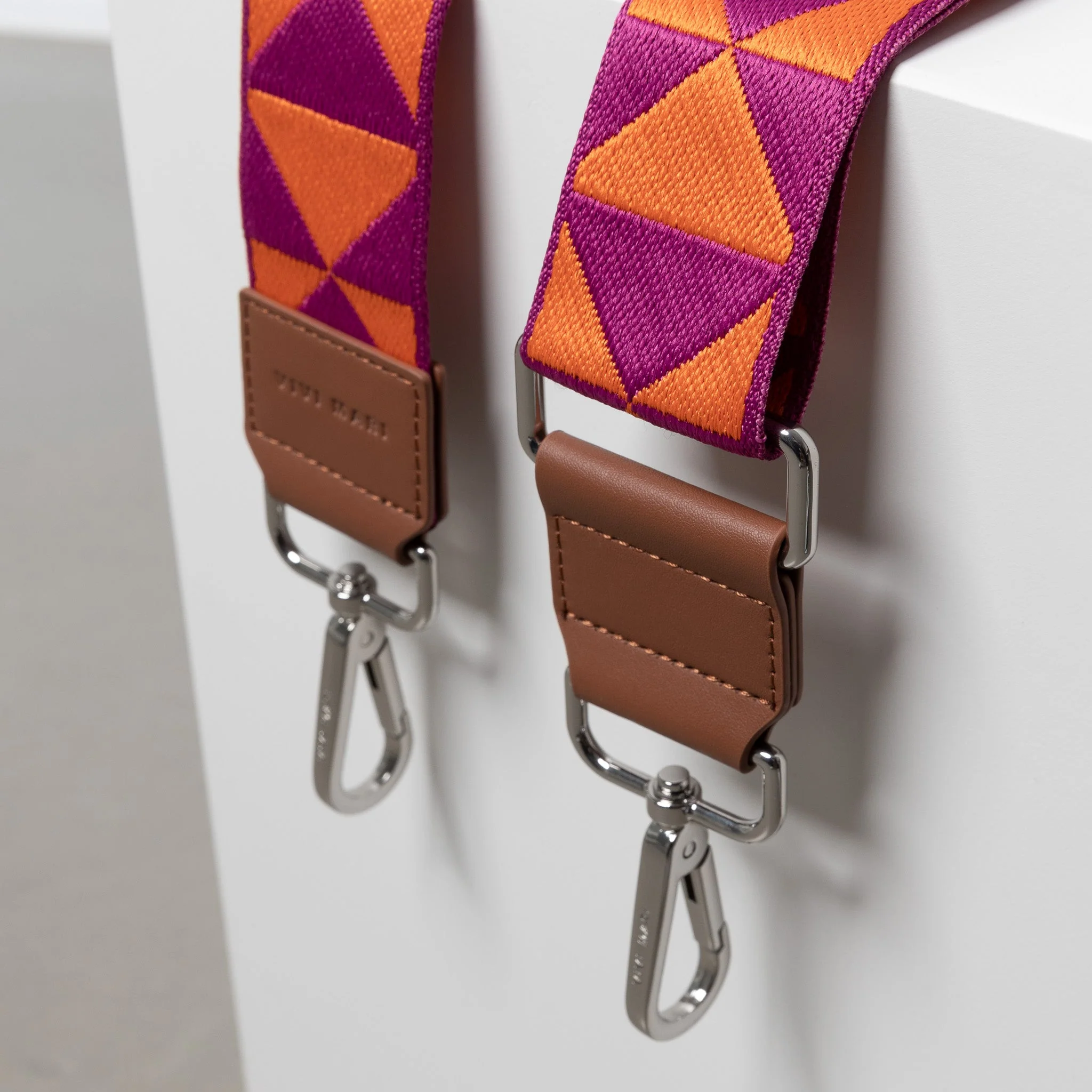 strap triangles magenta/orange - tan - Image 7