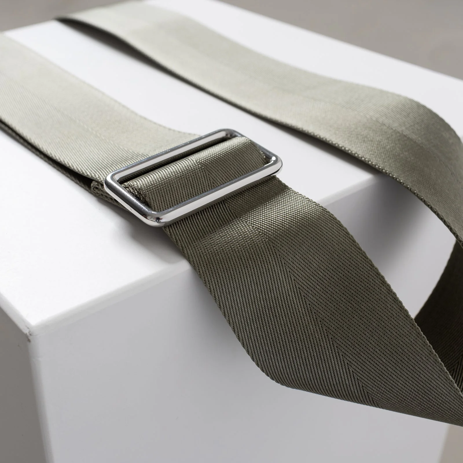strap urban olive - stone - Image 3