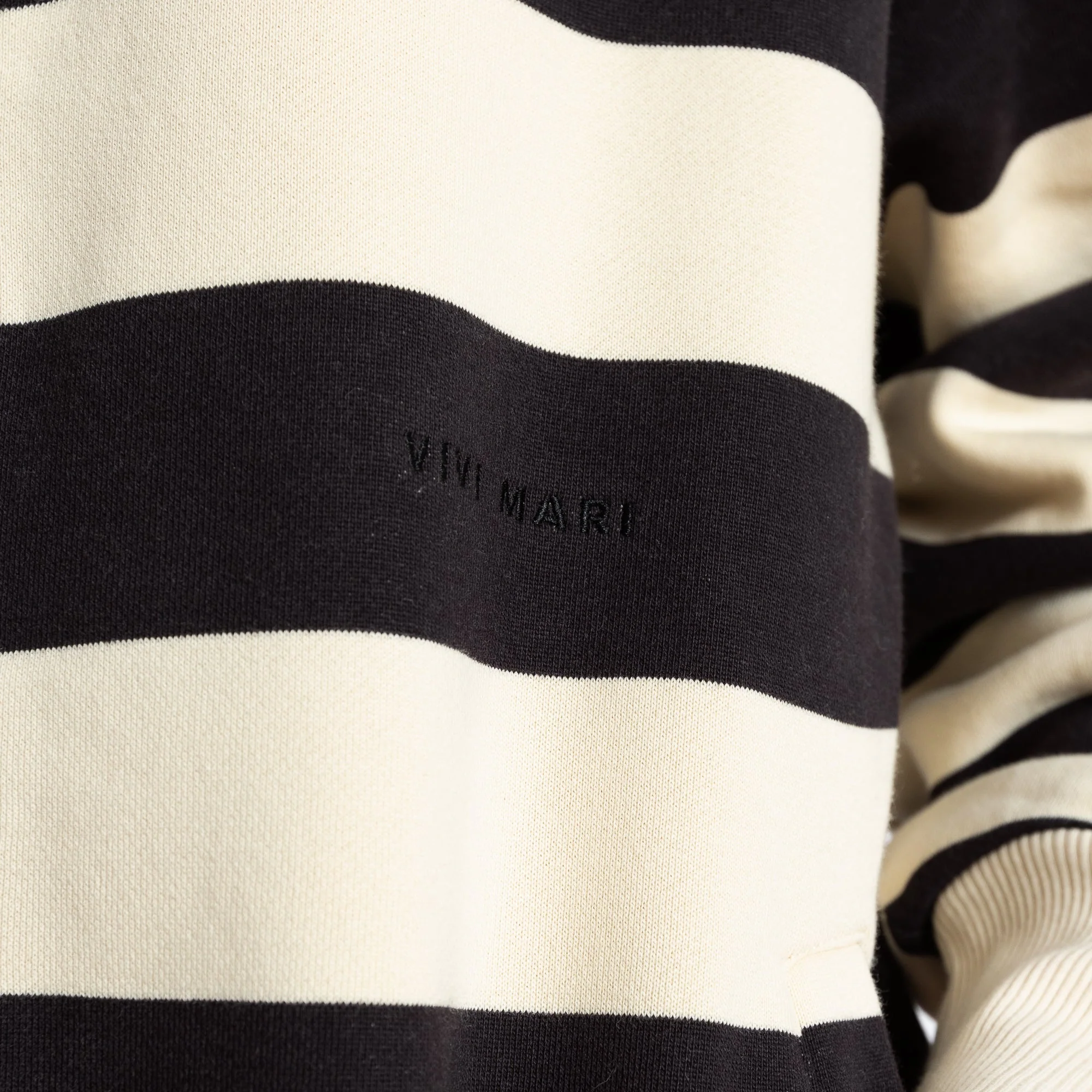 Sweat Jacket hoodie - bold stripes black/sand - Image 10