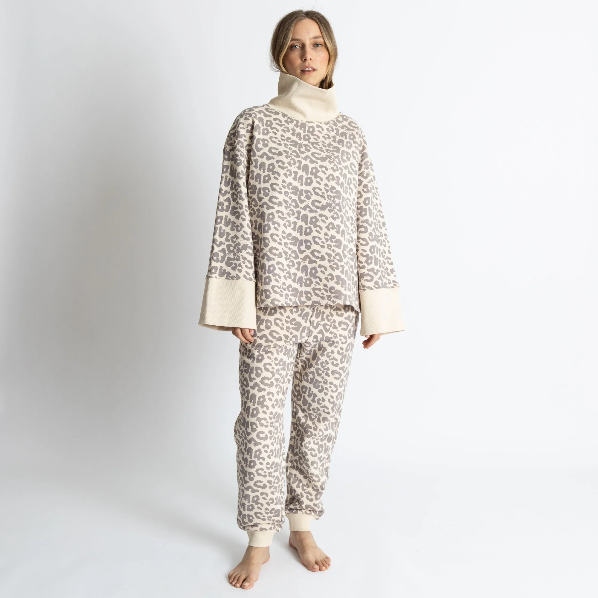 Sweatshirt turtle neck - leo splashes grey/sand - Image 8