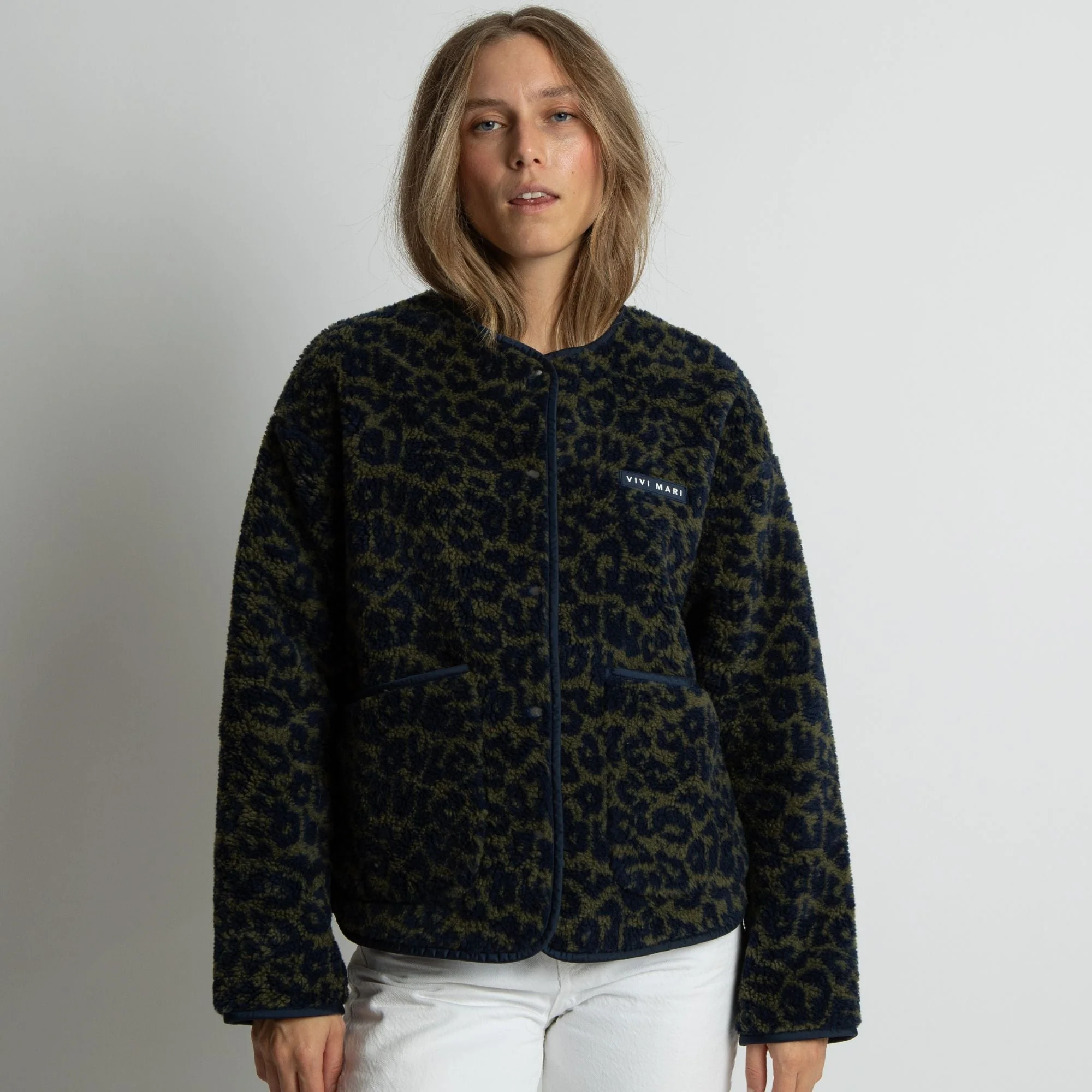Teddy Fleece Jacket - leo splashes navy/olive - Image 11