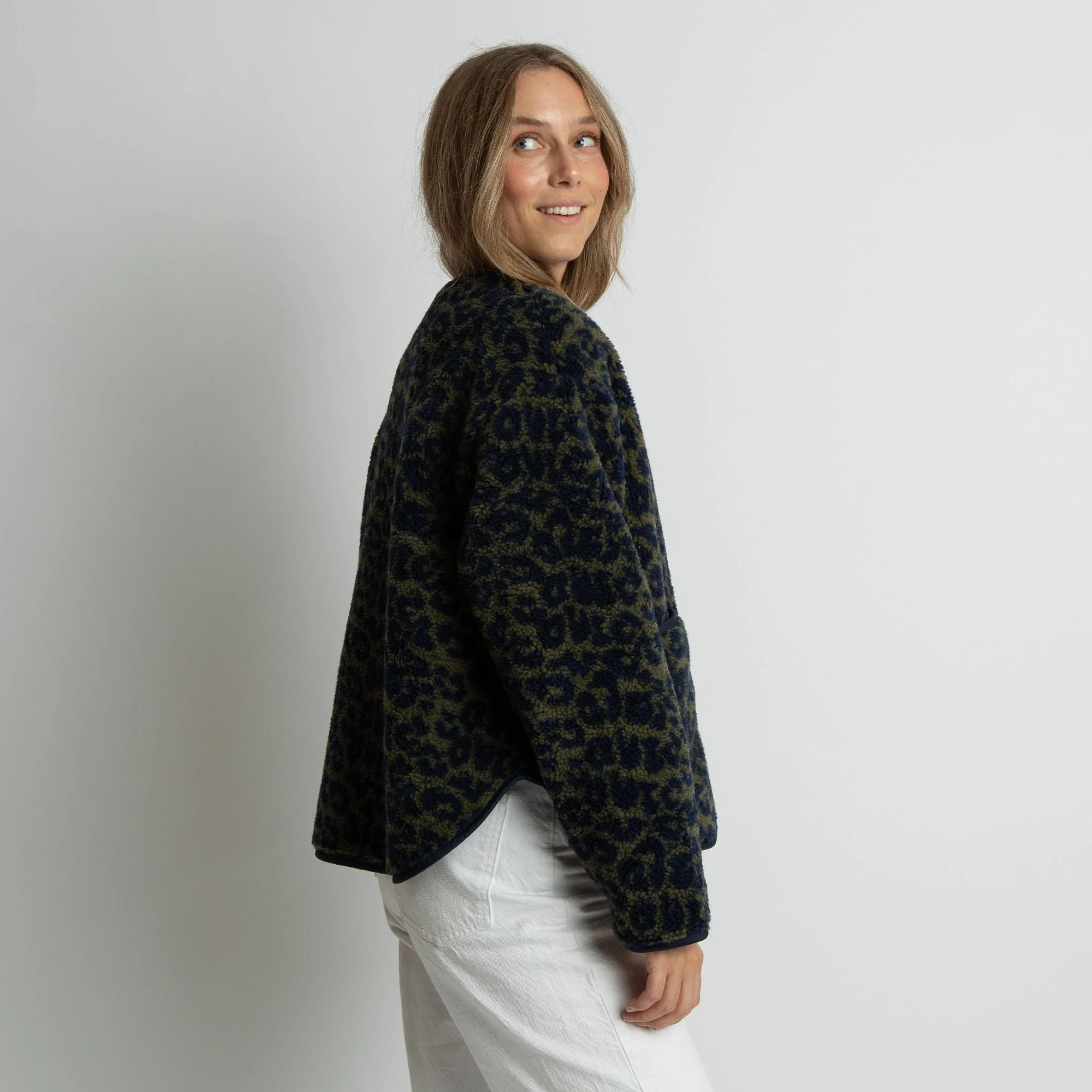 Teddy Fleece Jacket - leo splashes navy/olive - Image 5
