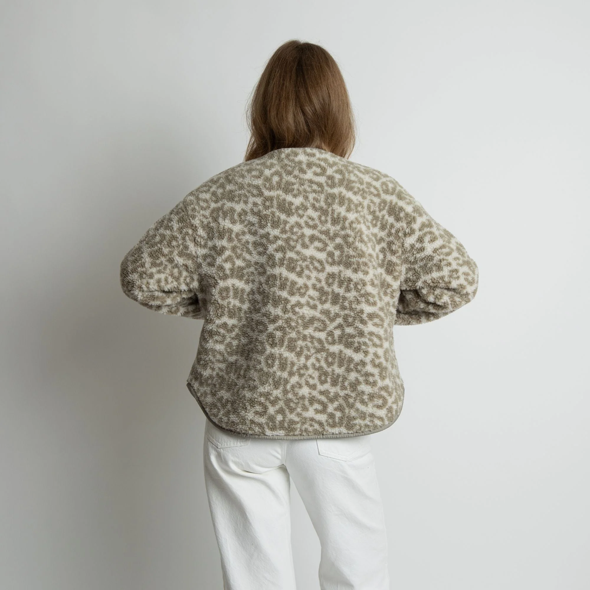 Teddy Fleece Jacket - leo splashes stone/sand - Image 7
